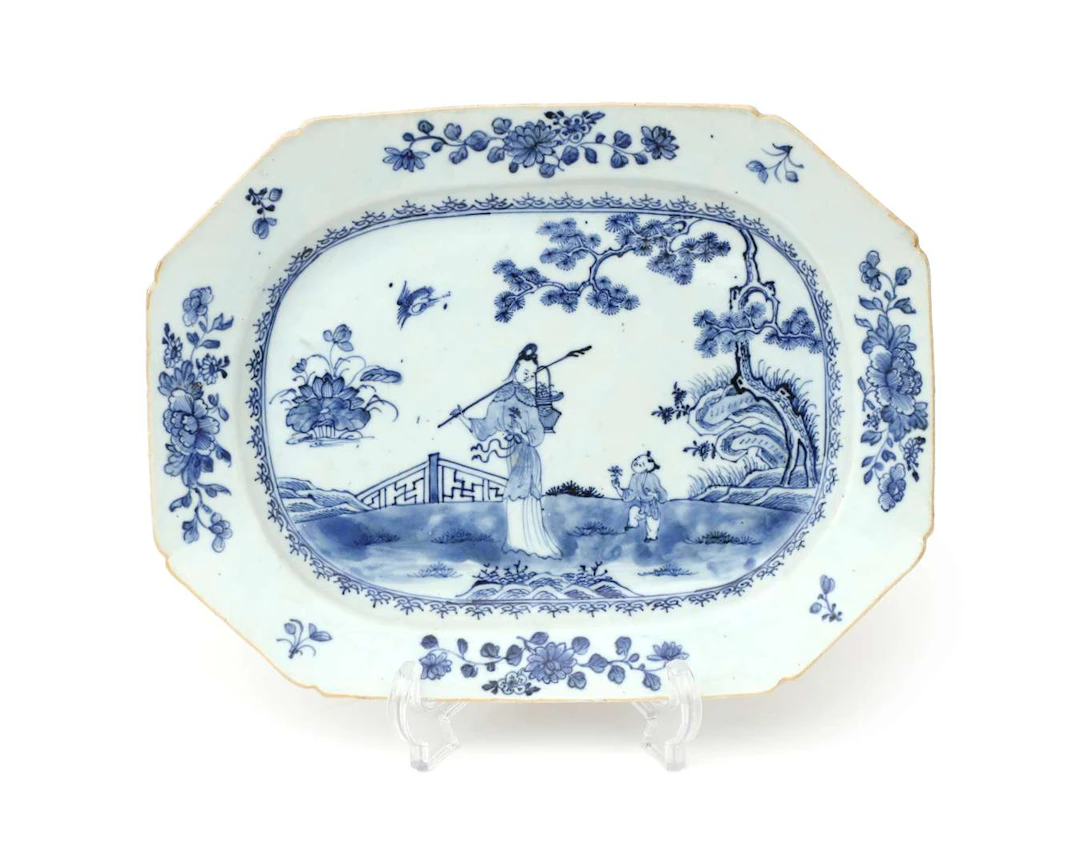A porcelain bowl, China, Qianlong period (1736-1795), 18th century