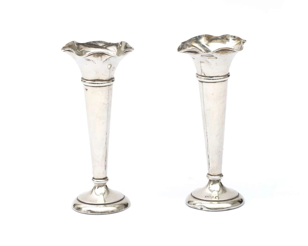 Two silver vases, England, Sheffield, 1913
