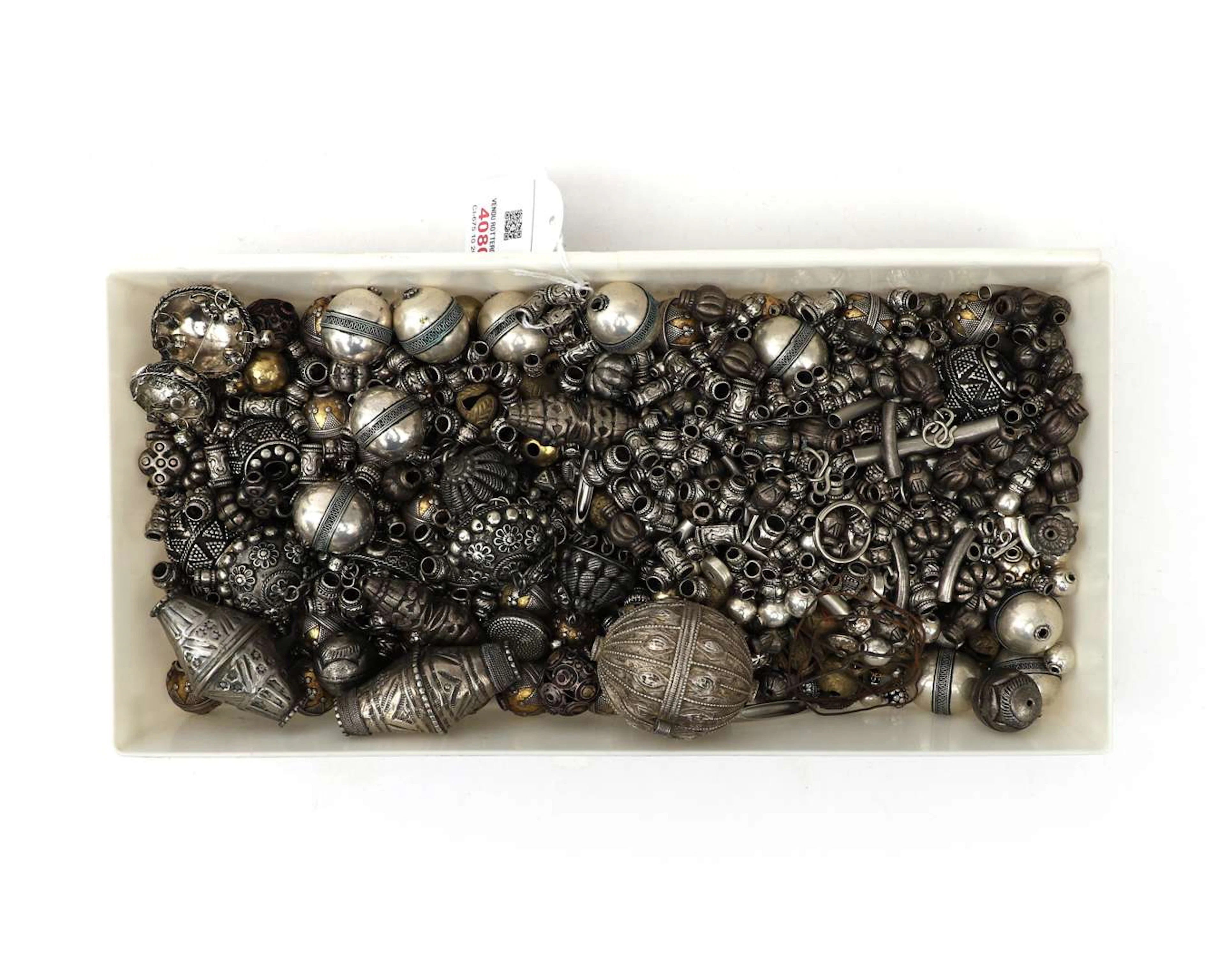 A batch of assorted metal beads