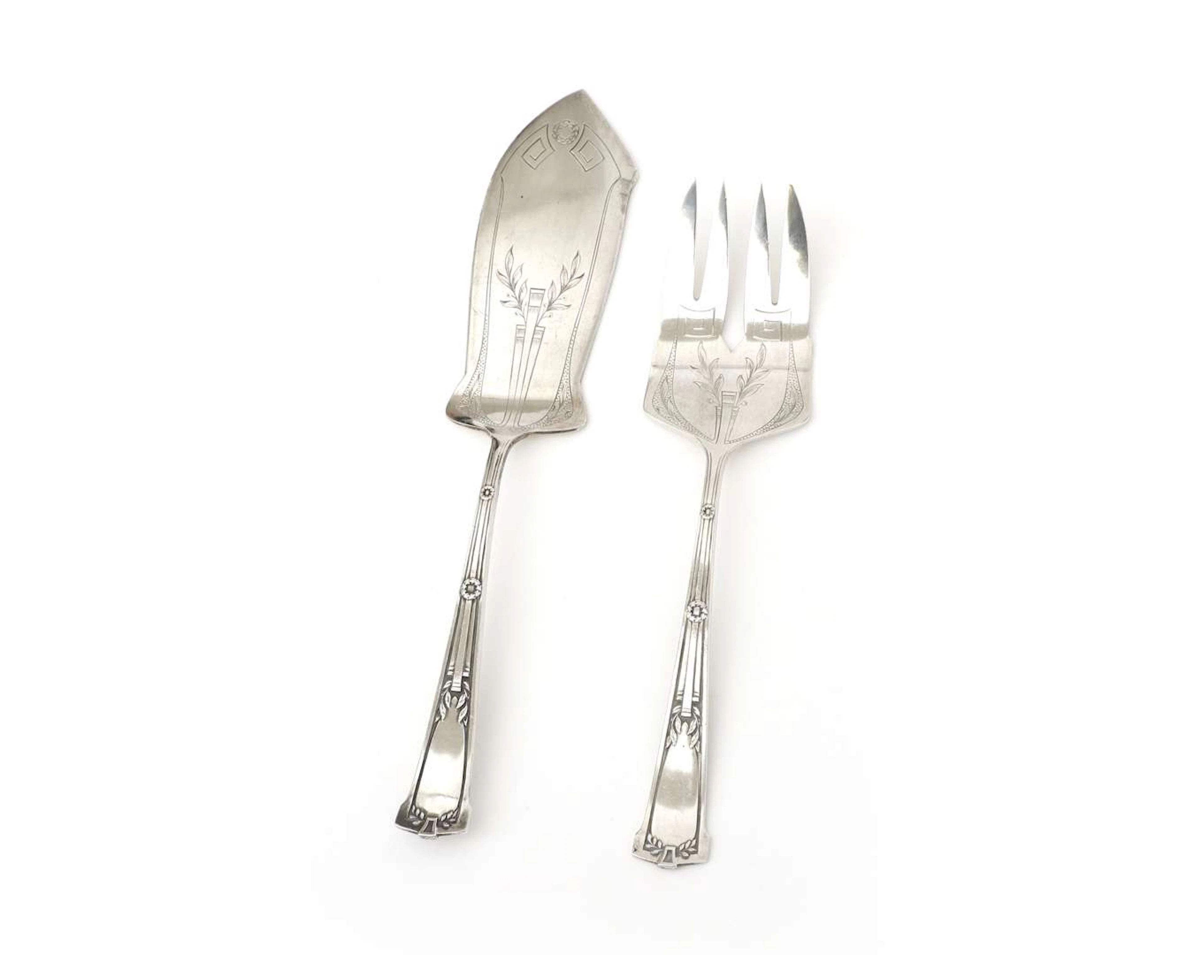 A two-piece silver fish-serving set, Germany, Bremen, 20th century