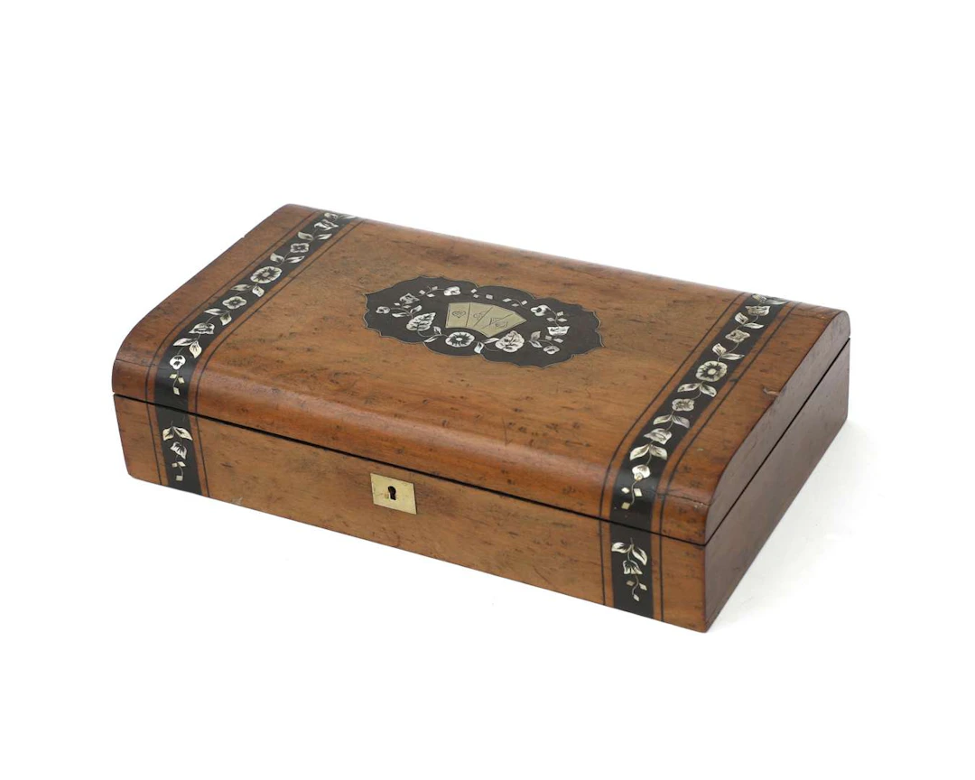 A game set in a box for the game of Bastonneren, Europe, 19th century