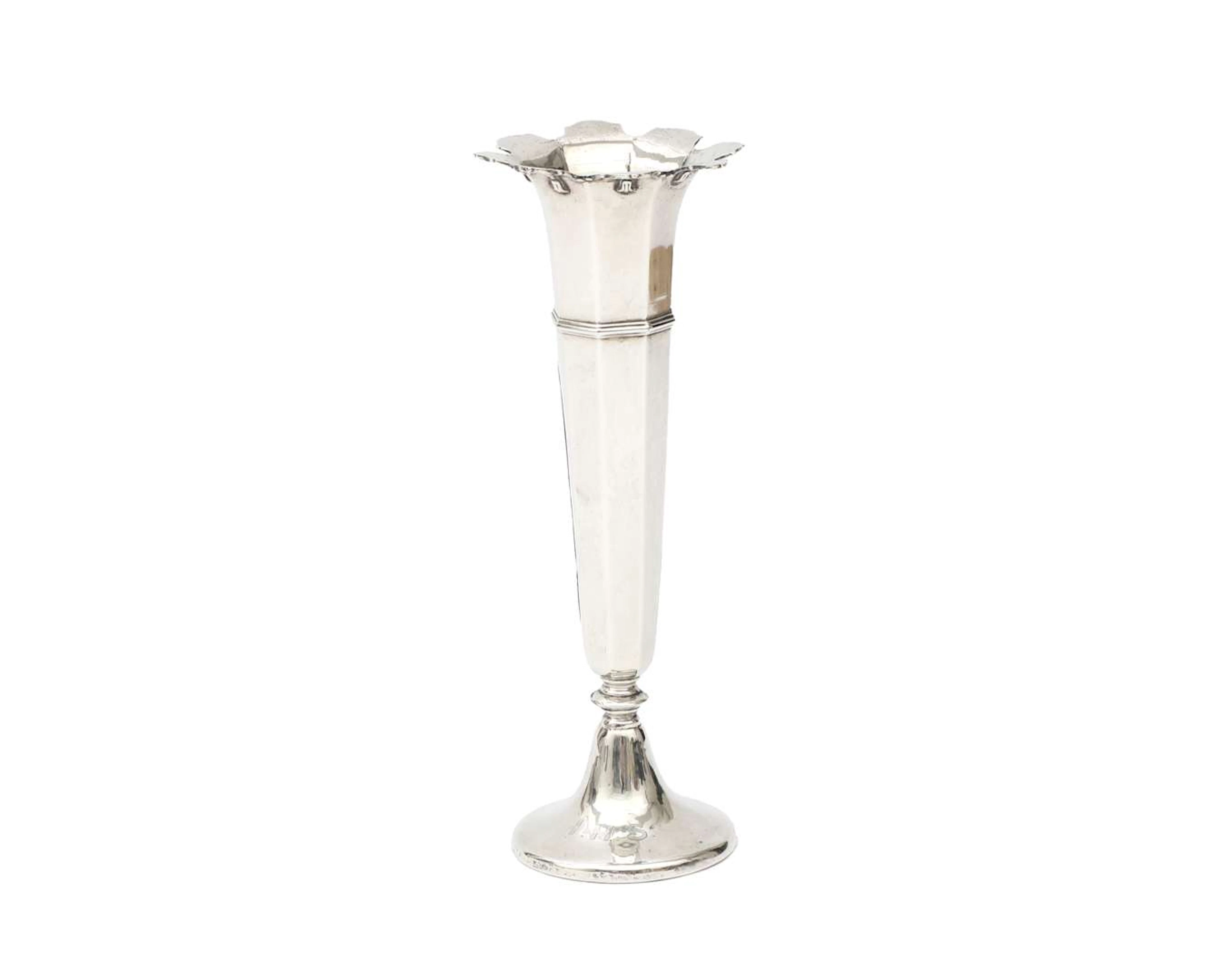 A silver flower vase, England, 20th century