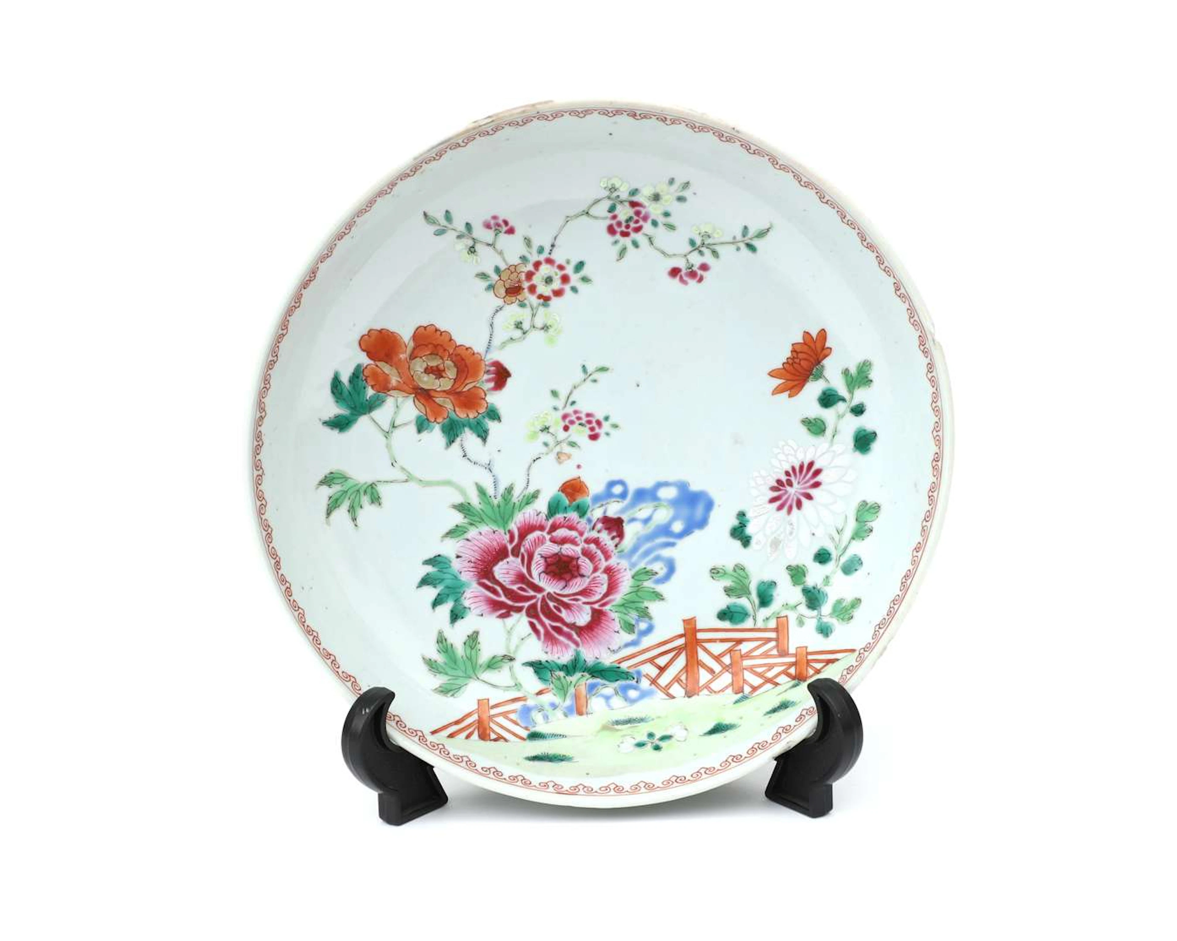 A porcelain plate, China, Qianlong period (1736–1795), 18th century