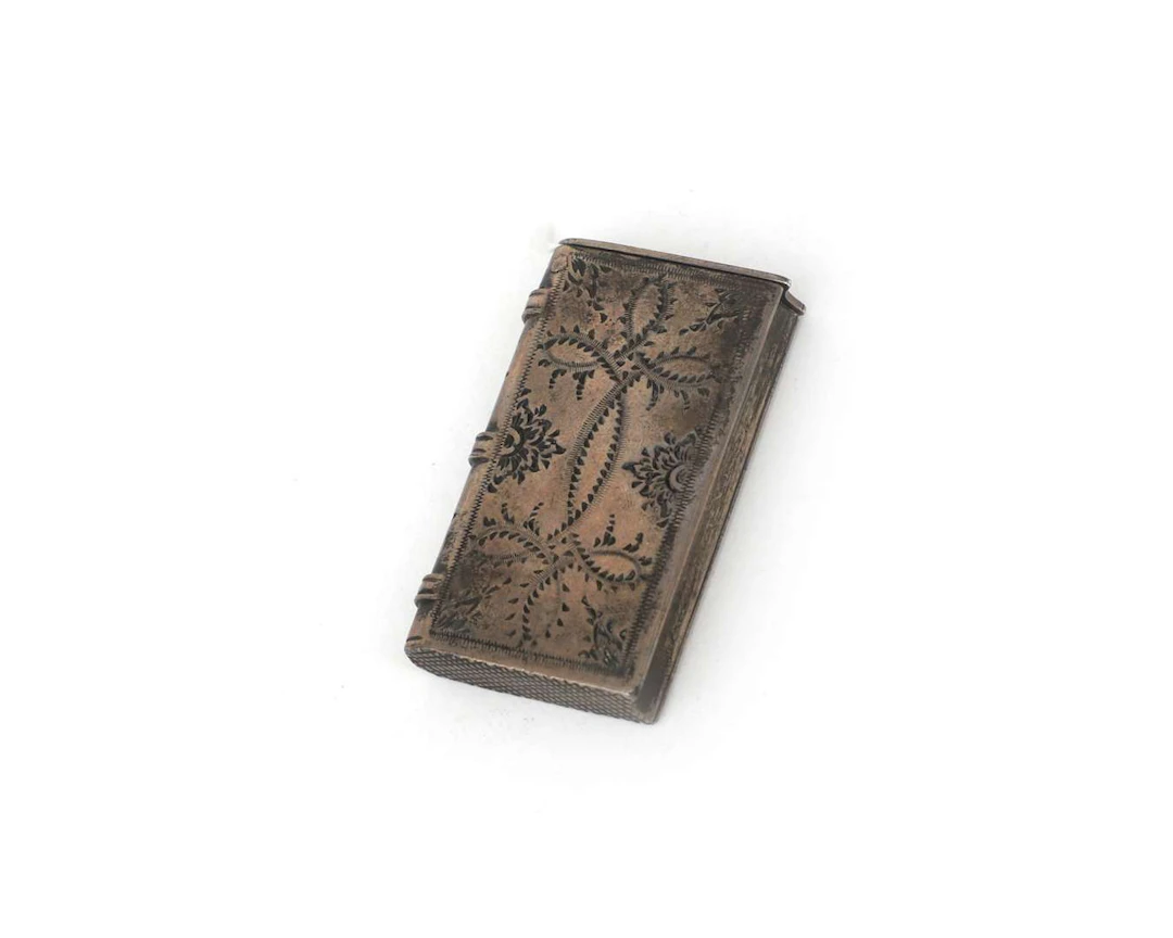 A second-grade silver matchbox, Netherlands, 19th/20th century