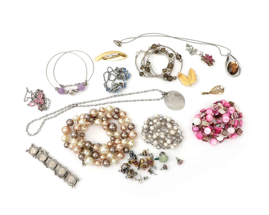 Various items of jewellery, including necklaces, brooches and earrings
