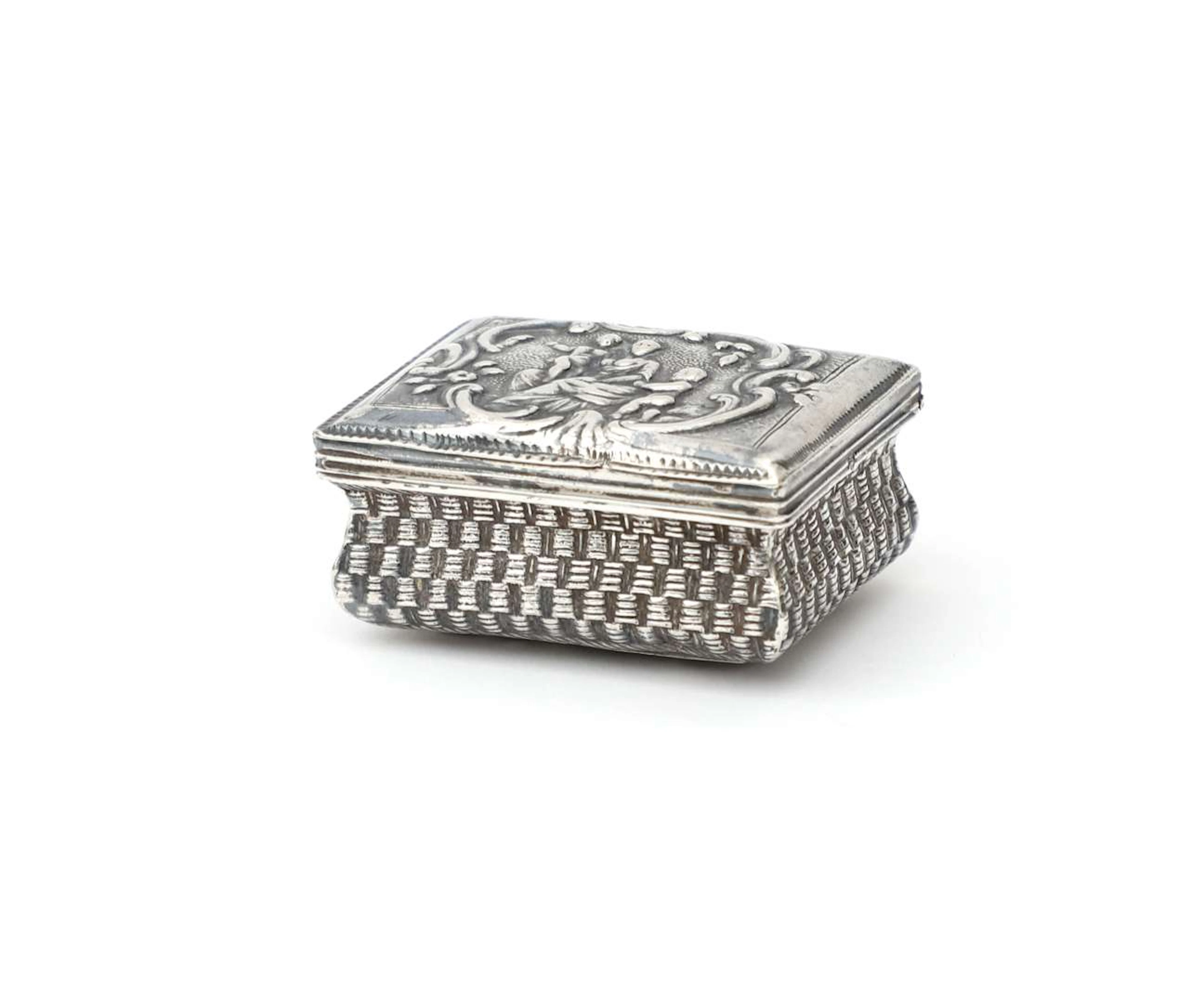 A silver lidded box, Holland, Gouda, 1797