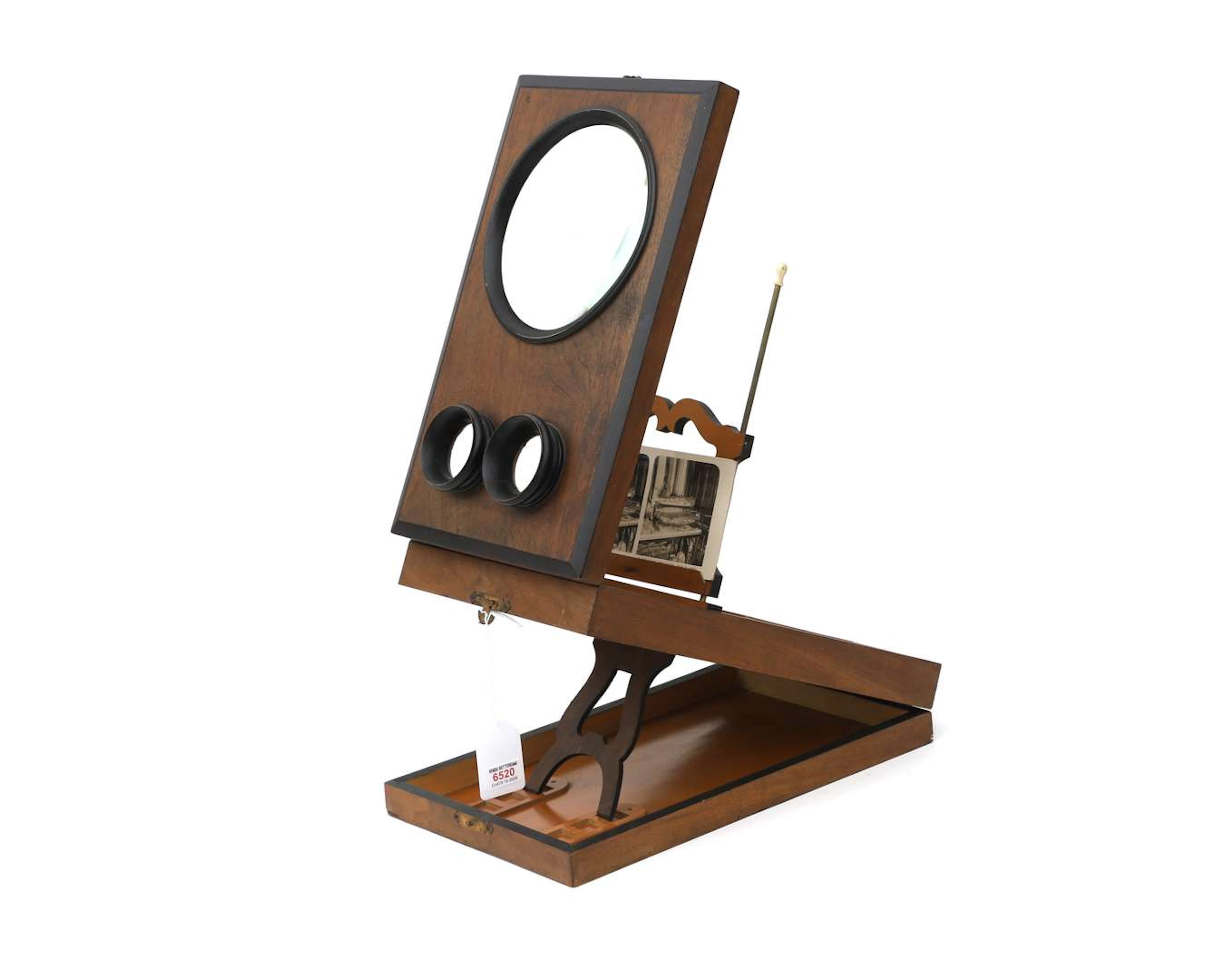 A graphoscope / stereoscope, France, c. 1900