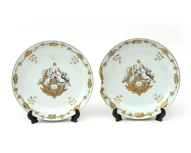 Two porcelain ‘Chine de commande’ plates, China, Qianlong period (1736–1795)