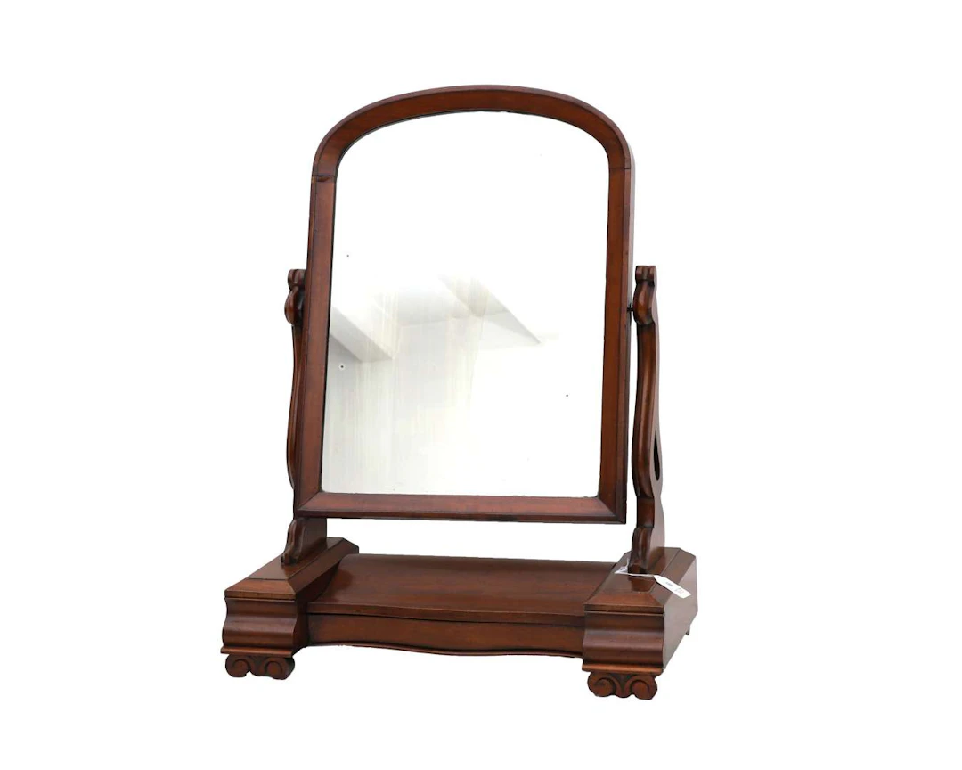 A mahogany dressing table mirror, England, 20th century