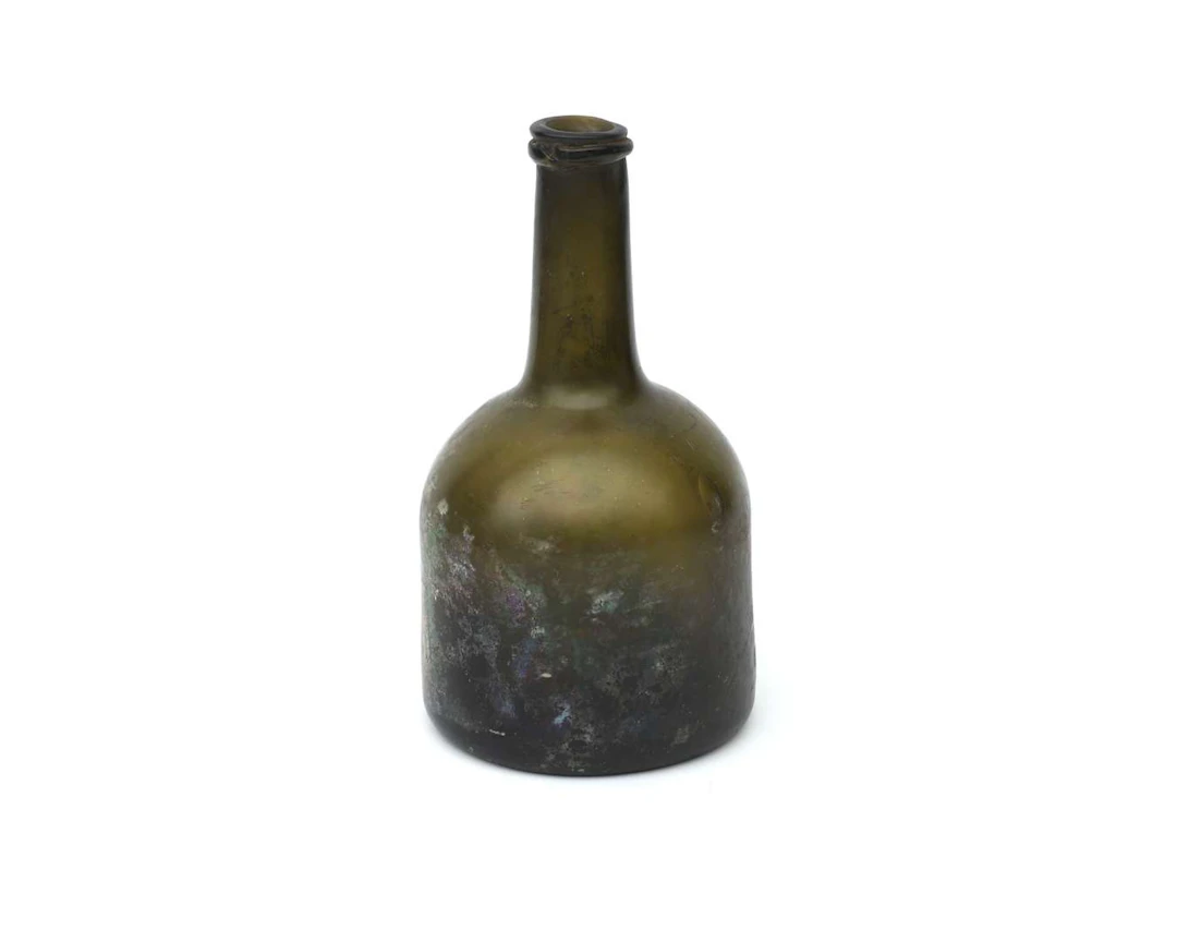 A glass bottle, England or Holland, 18th century
