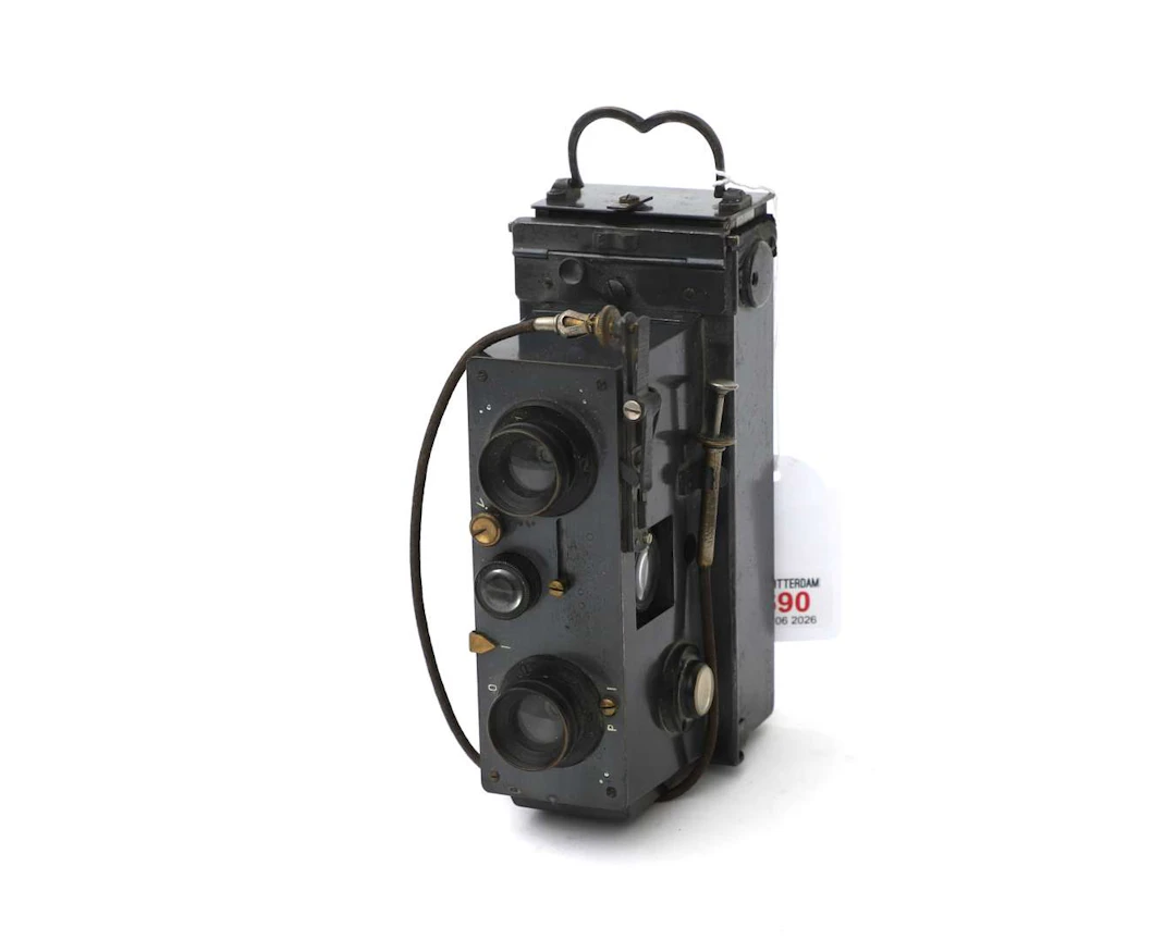 A Verascope stereo camera, France, c. 1900