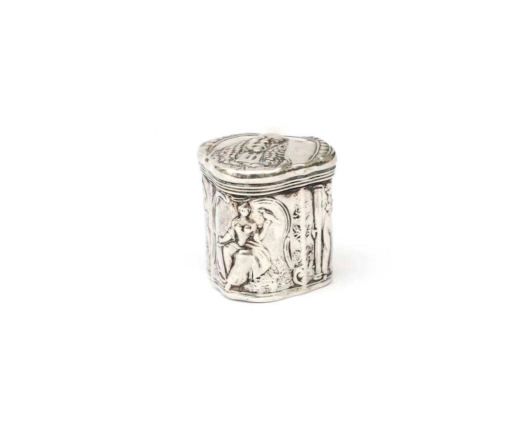 A silver lodereind box, Holland, Amsterdam, 1788