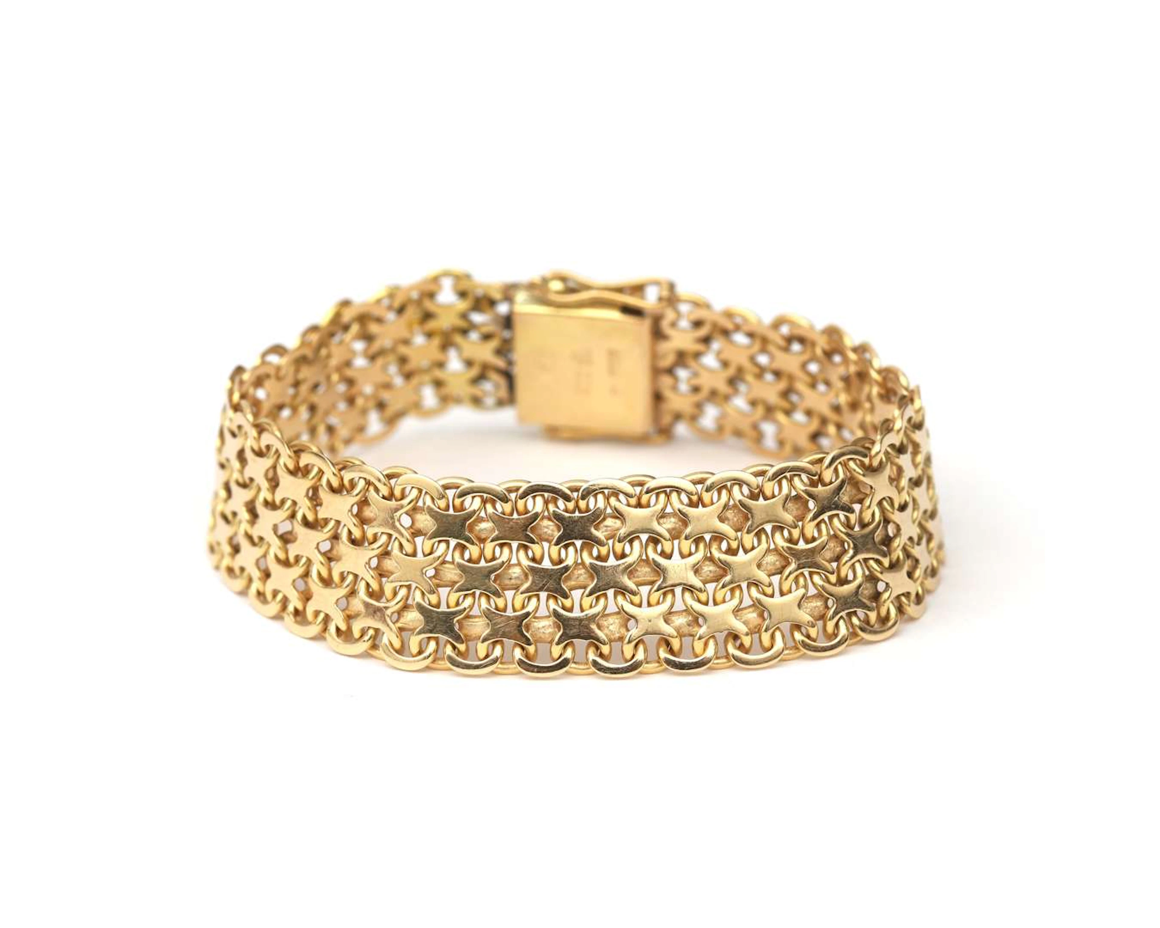 An 18k yellow gold double Bismarck link bracelet, late 20th century