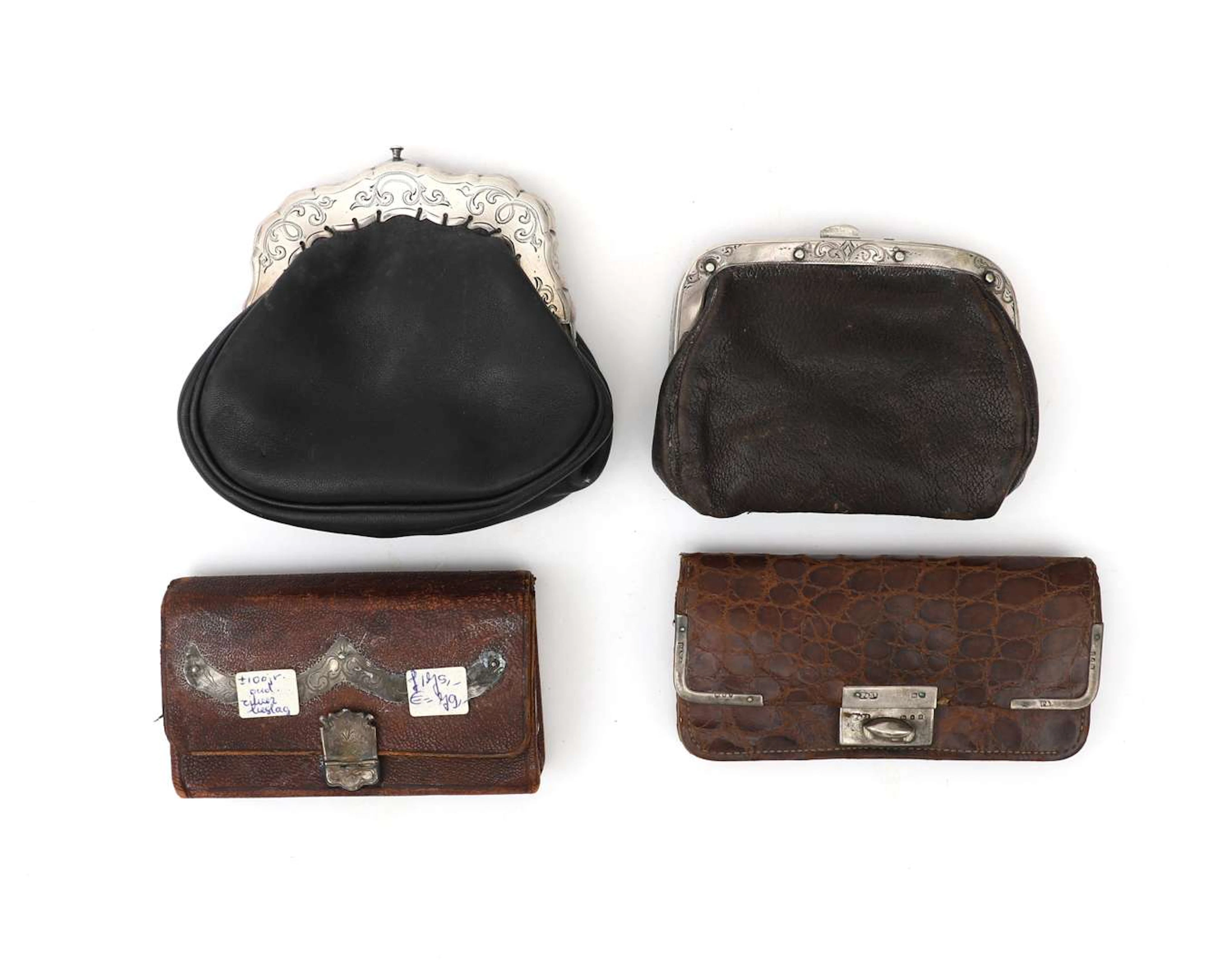 Four small purses with silver clasps, 19th/20th century