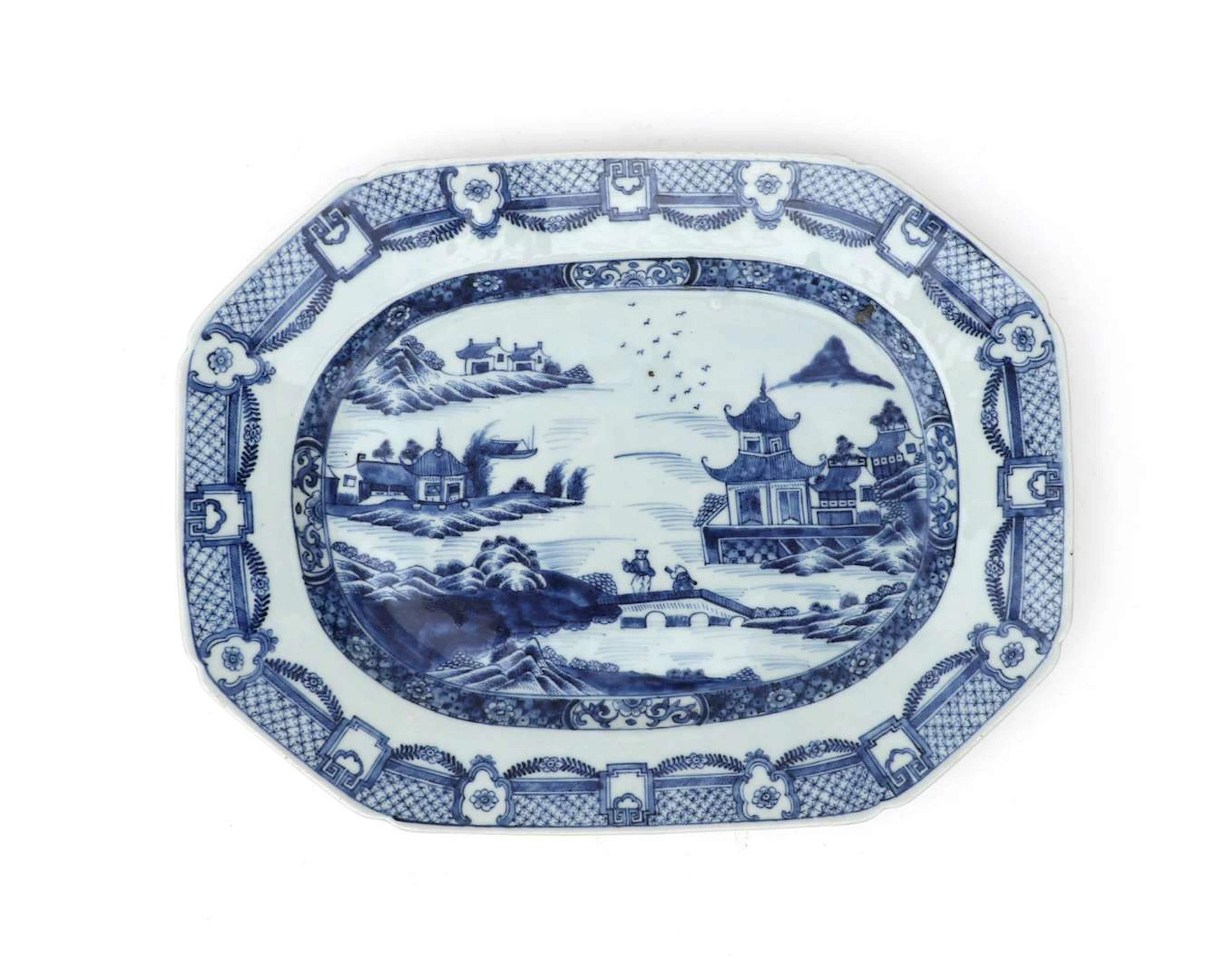 A porcelain bowl, China, Qianlong period (1736-1795), 18th century