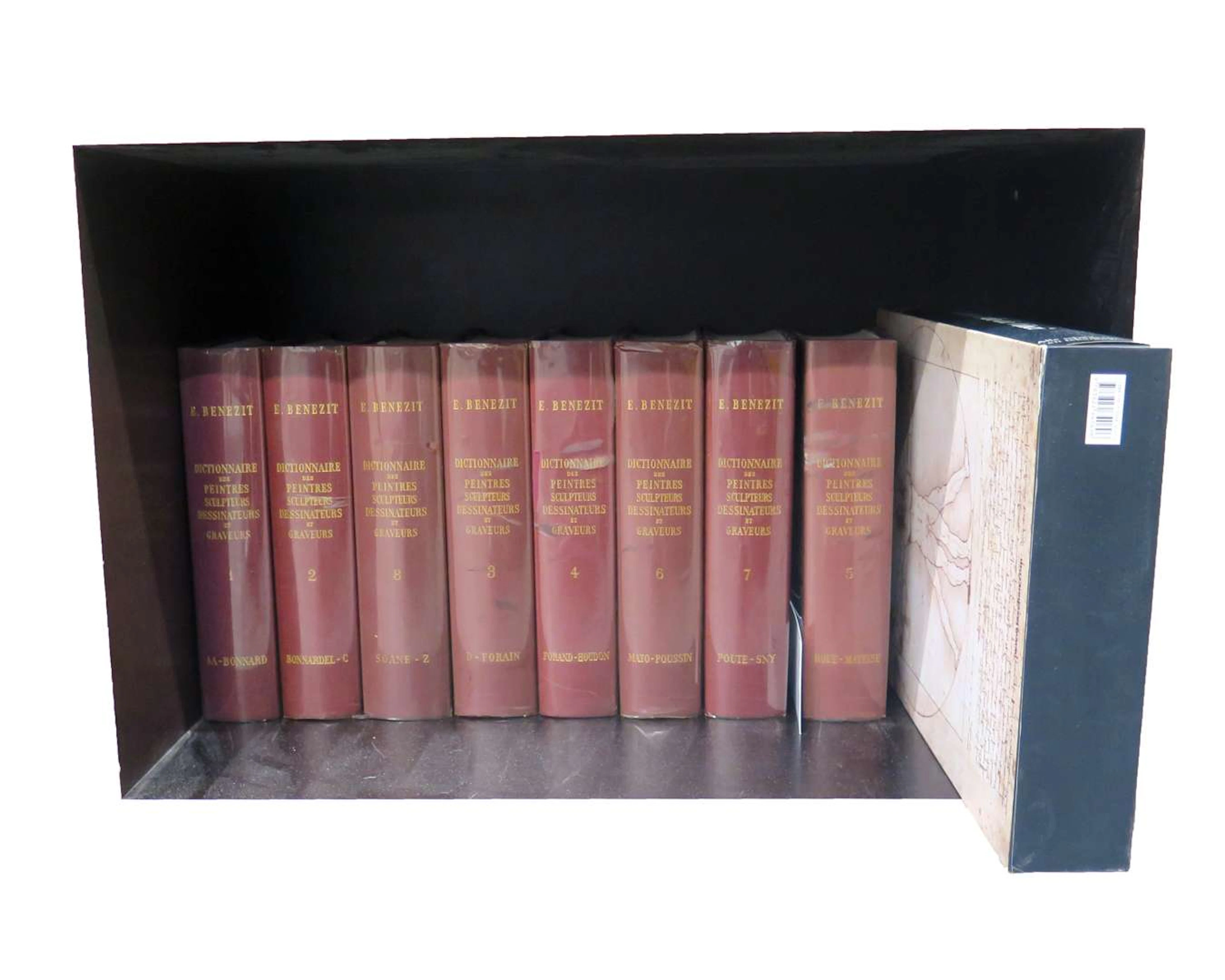Eight-volume set by Benezit (Dictionnaire des Peintres) and publication