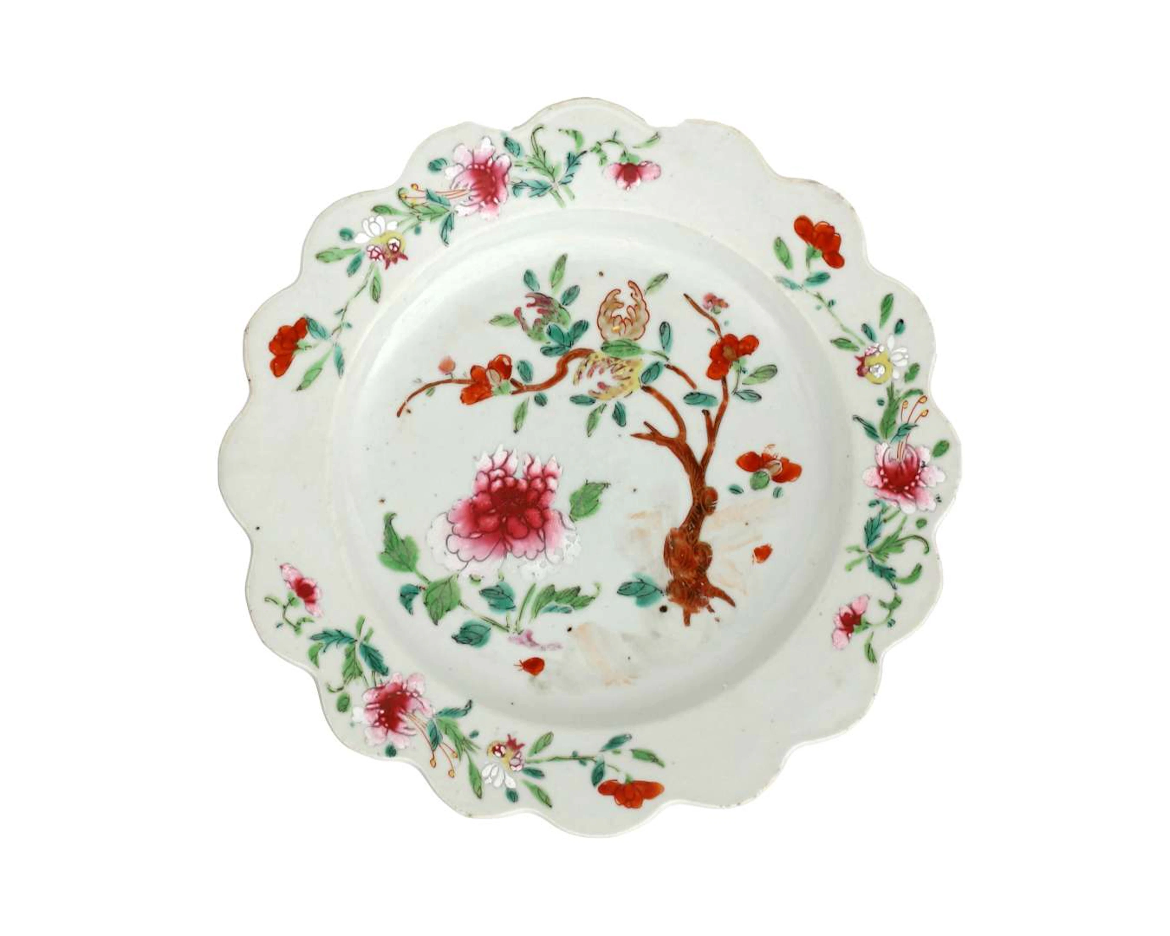 A porcelain plate, China, 18th century