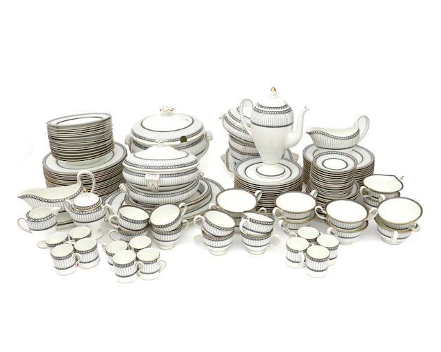 A 173-piece porcelain dinner service, manufactured by: Wedgwood, model: