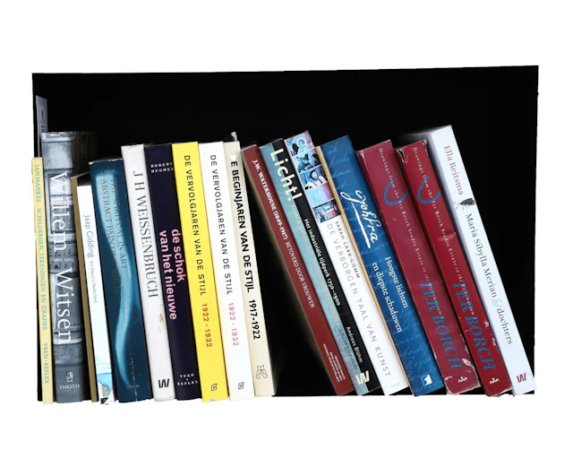 A collection of 22 books on art, comprising both general overviews