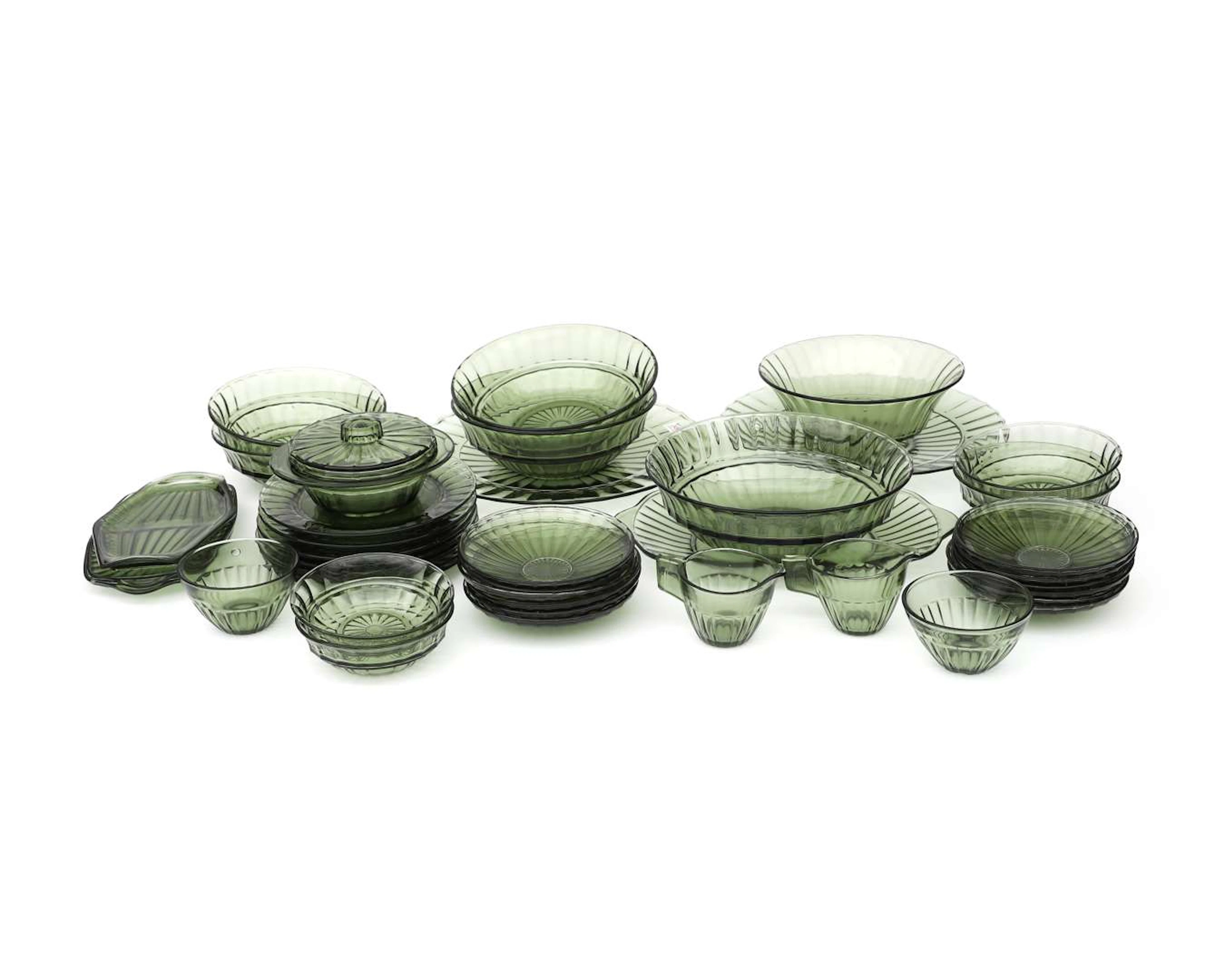 A set of pressed-glass tableware, A.D. Copier for Glasfabriek Leerdam