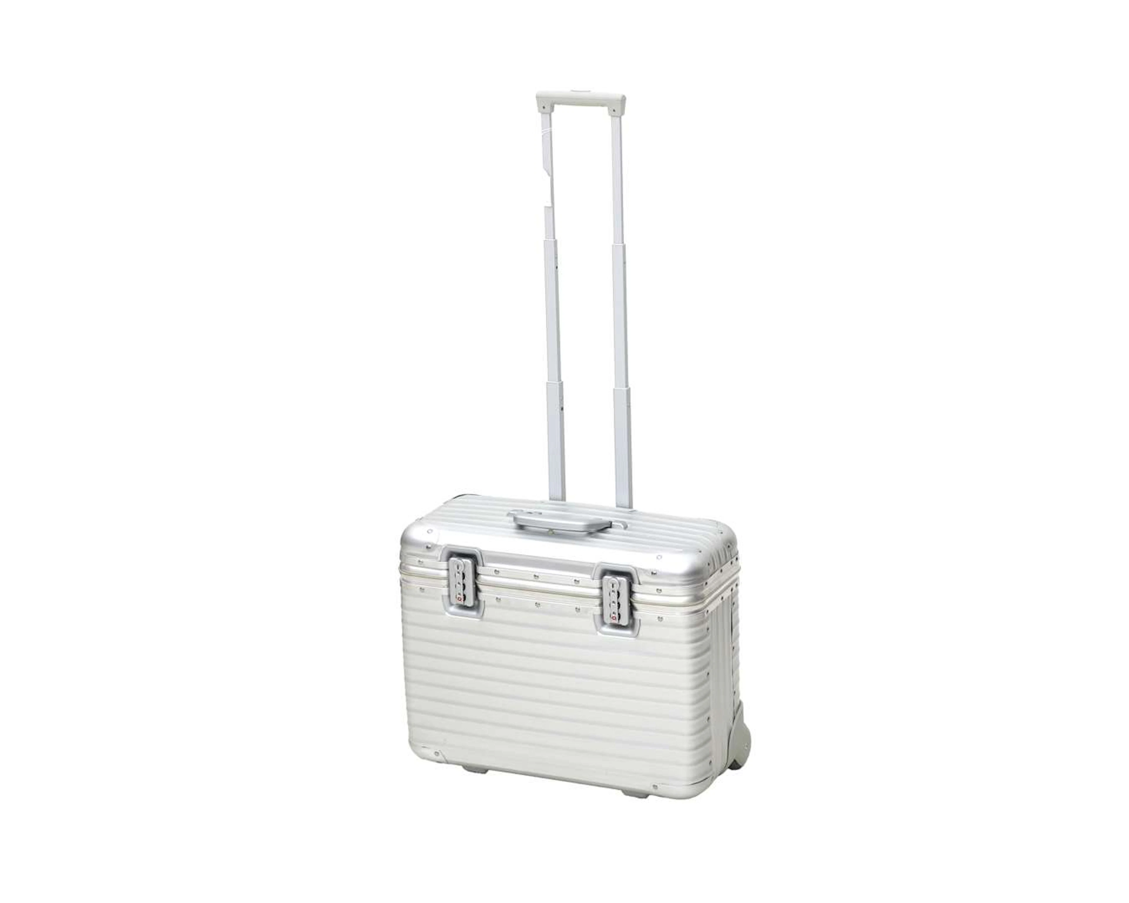 An aluminium wheeled suitcase with Sudhaus Combi-Code 1422 combination