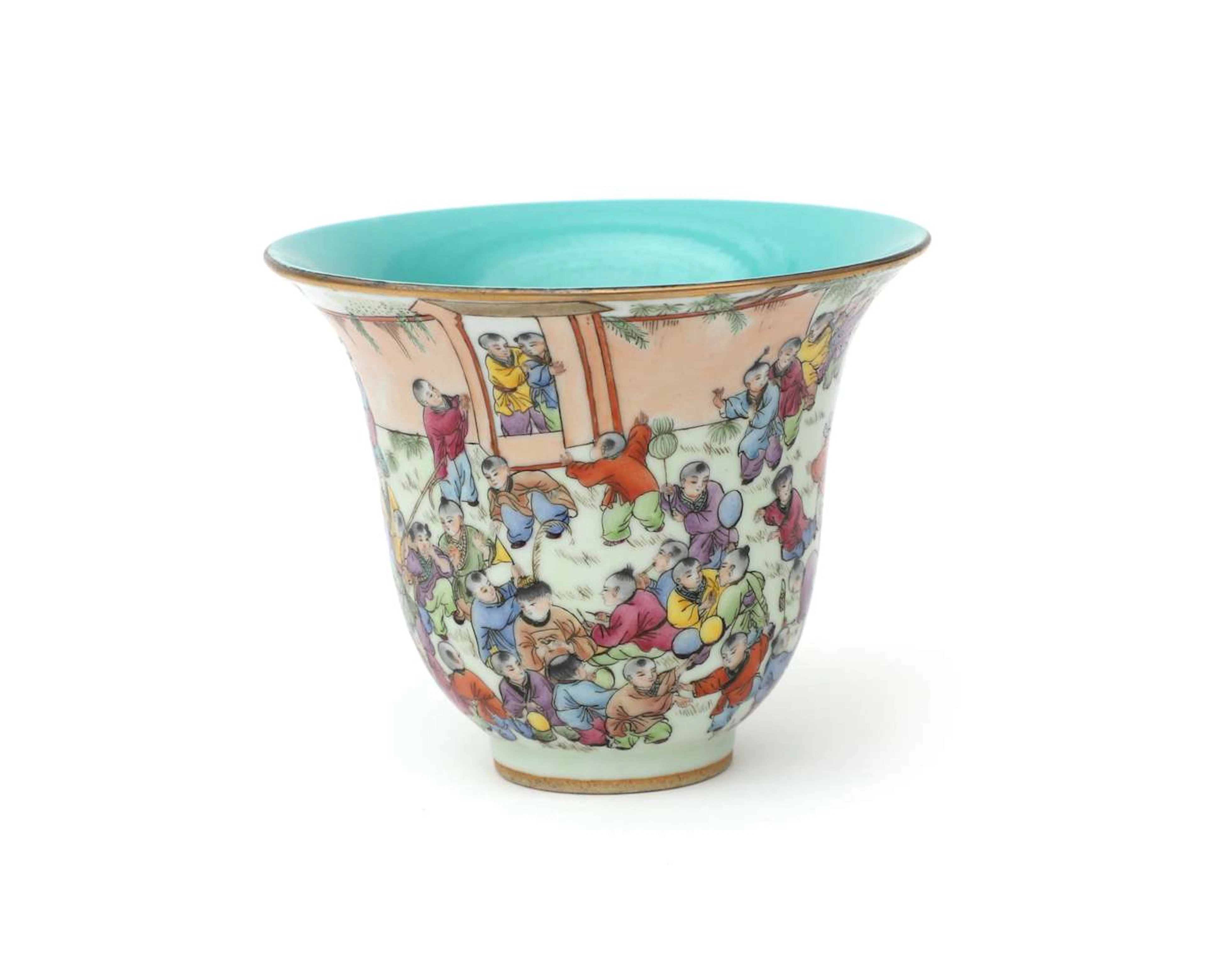 A porcelain bowl, China, 20th century