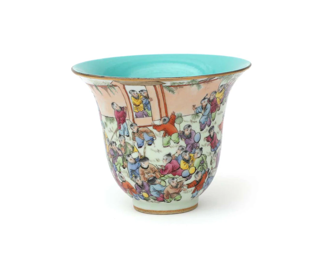 A porcelain bowl, China, 20th century