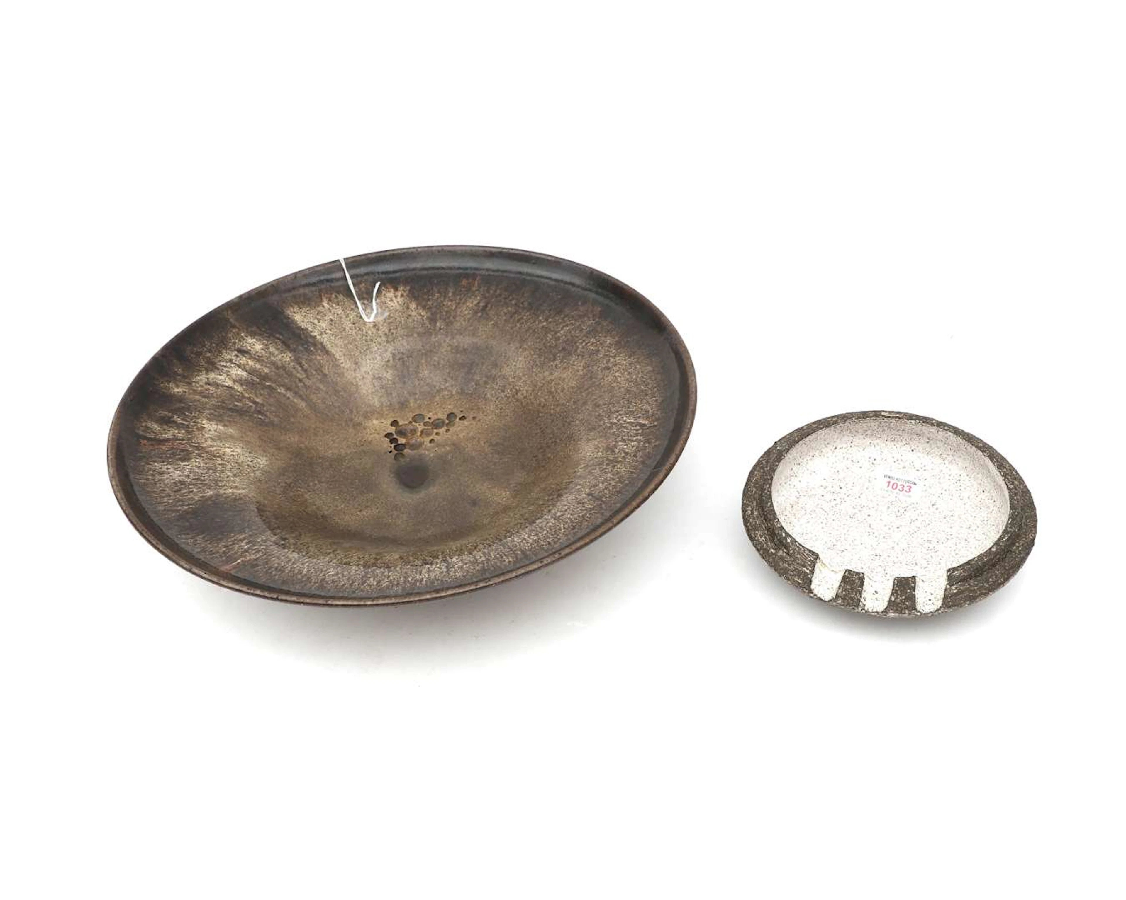 A brown-glazed earthenware bowl, Zaalberg Pottery, Holland, 20th century
