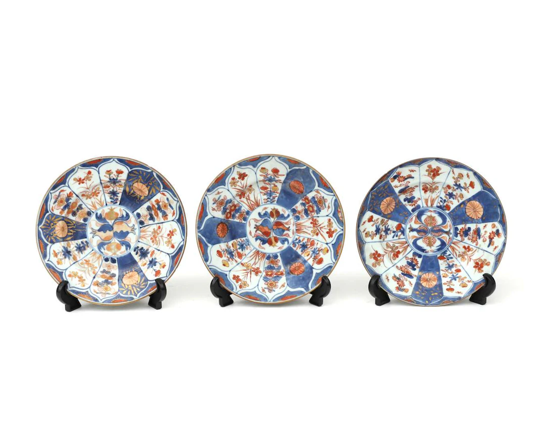 Three porcelain plates, China, Kangxi period (1662–1722), circa 1700