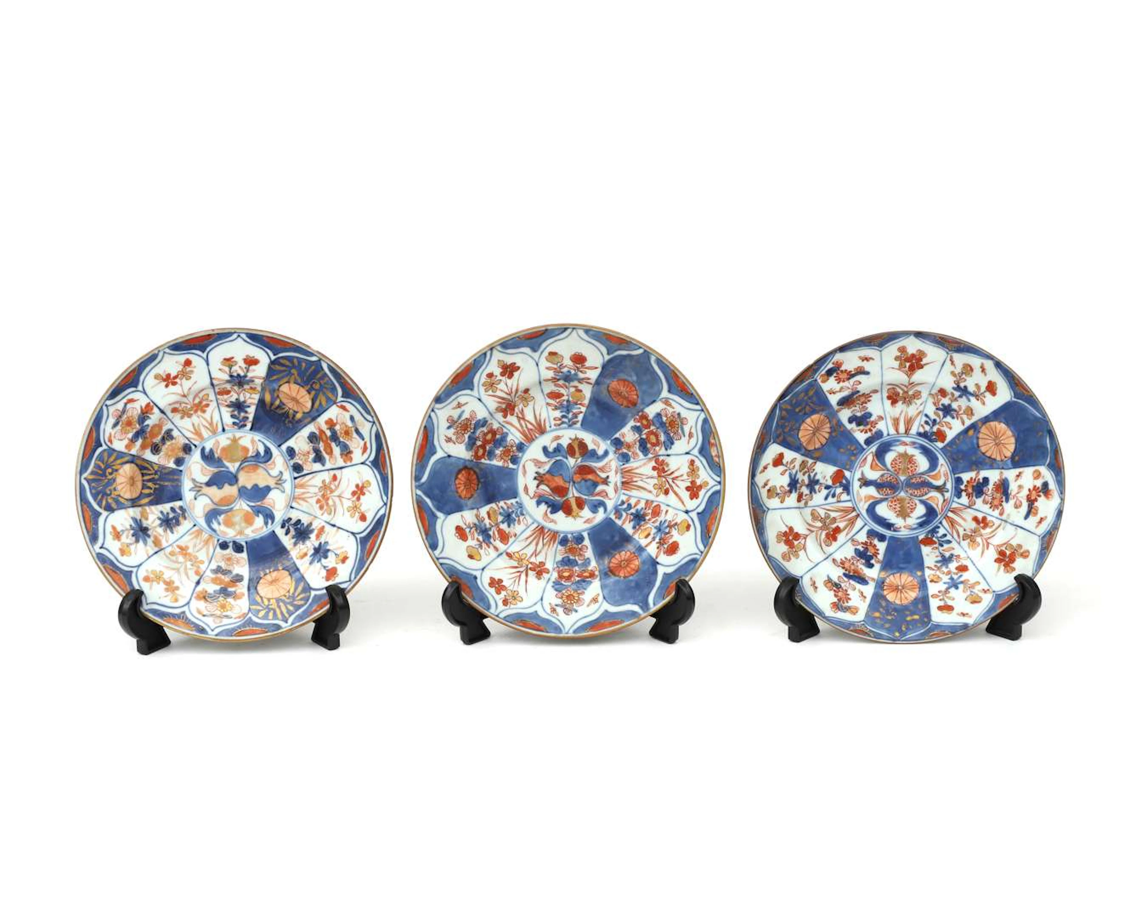 Three porcelain plates, China, Kangxi period (1662–1722), circa 1700