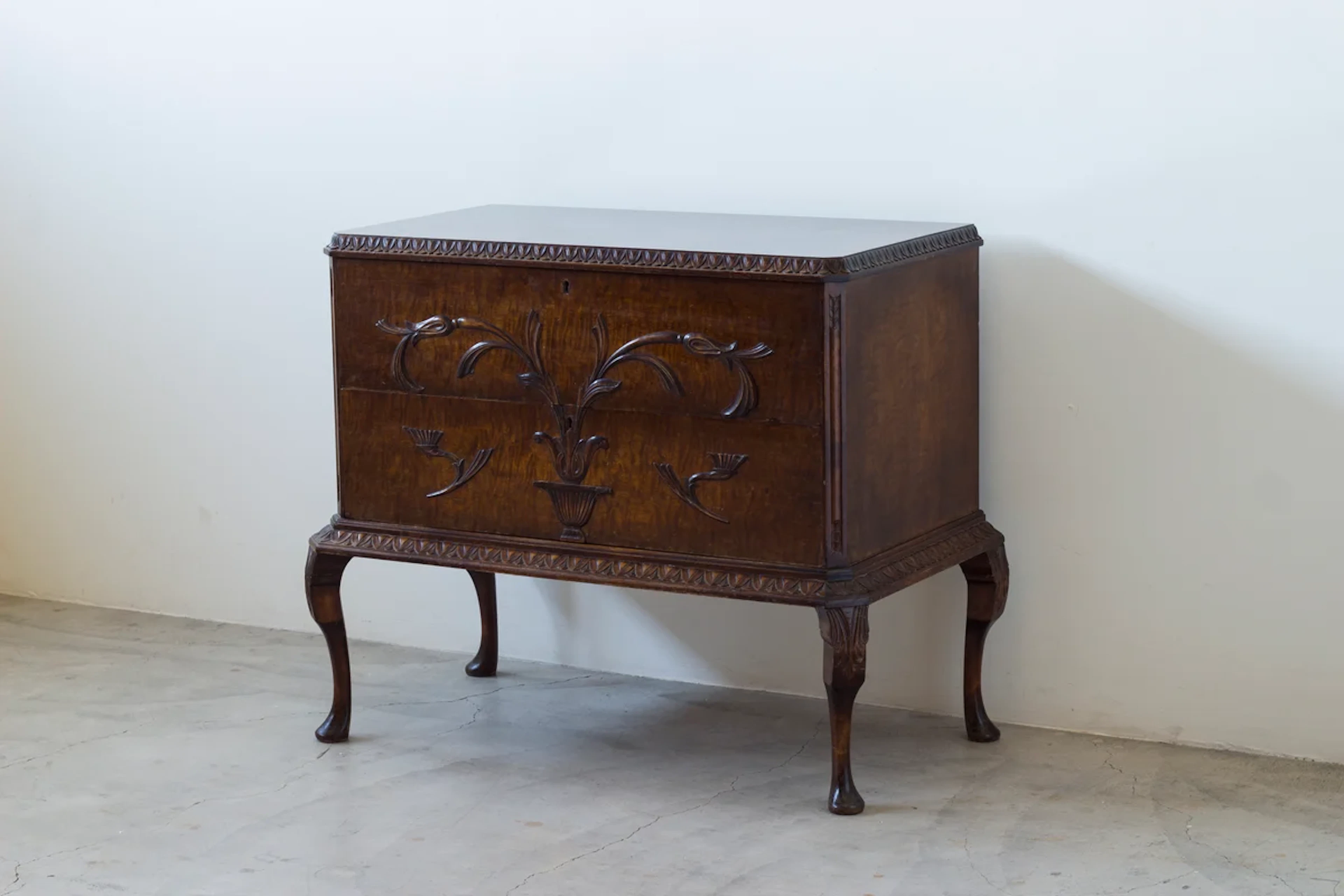 Swedish grace dresser in the style of Axel-Einar Hjorth