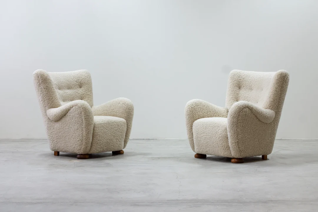Pair of lounge chairs in the manner of Blomstedt