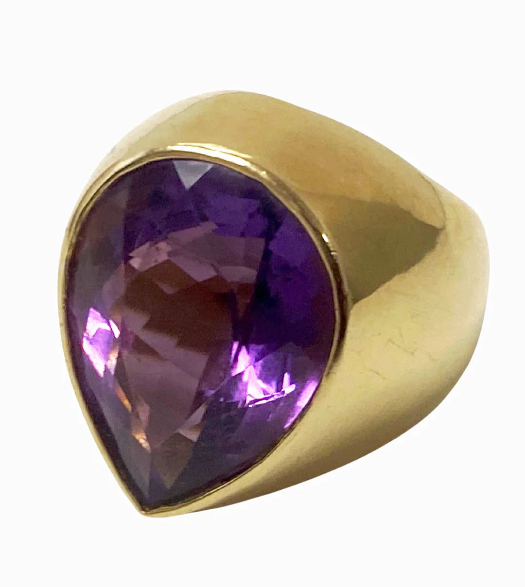 Handmade 1970’s French 18K large Amethyst Ring