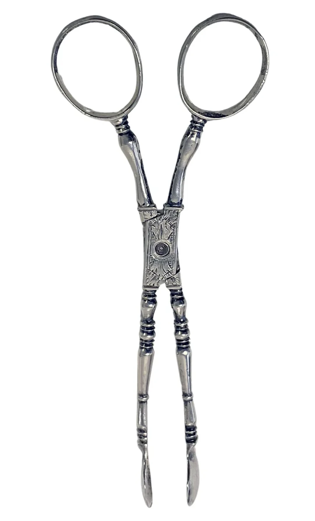 George 1 Silver Sugar Nips C.1725 John Gray