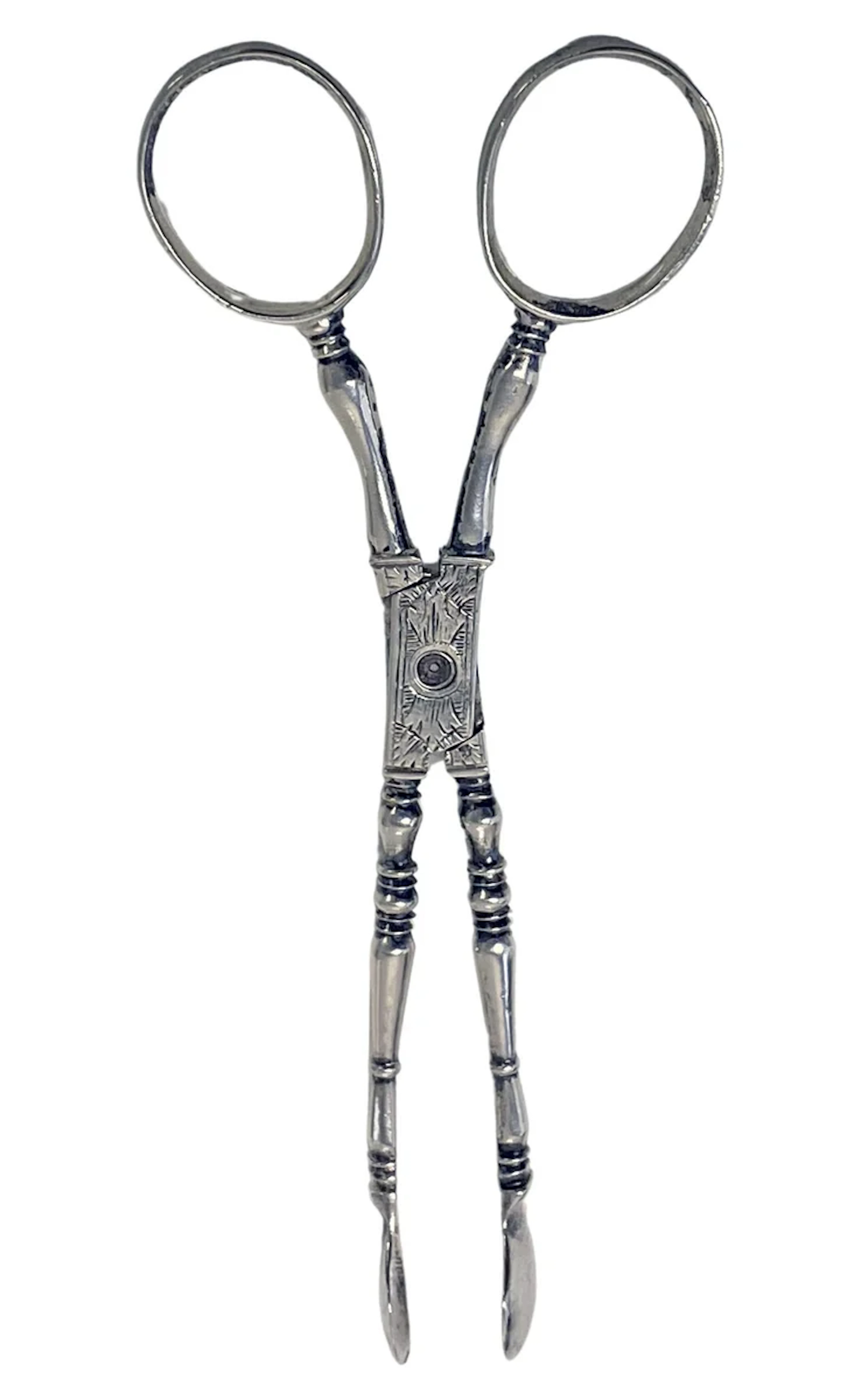 George 1 Silver Sugar Nips C.1725 John Gray