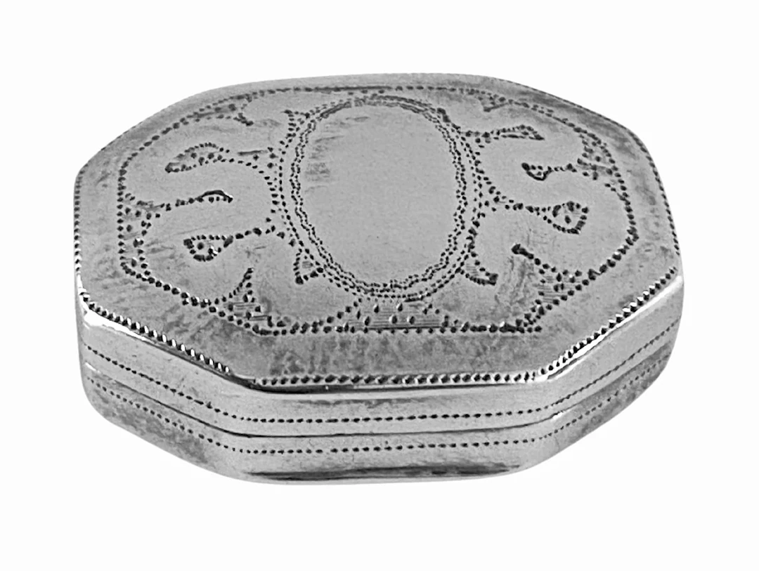 Georgian Silver Vinaigrette very small in size Joseph Willmore Birmingham 1814