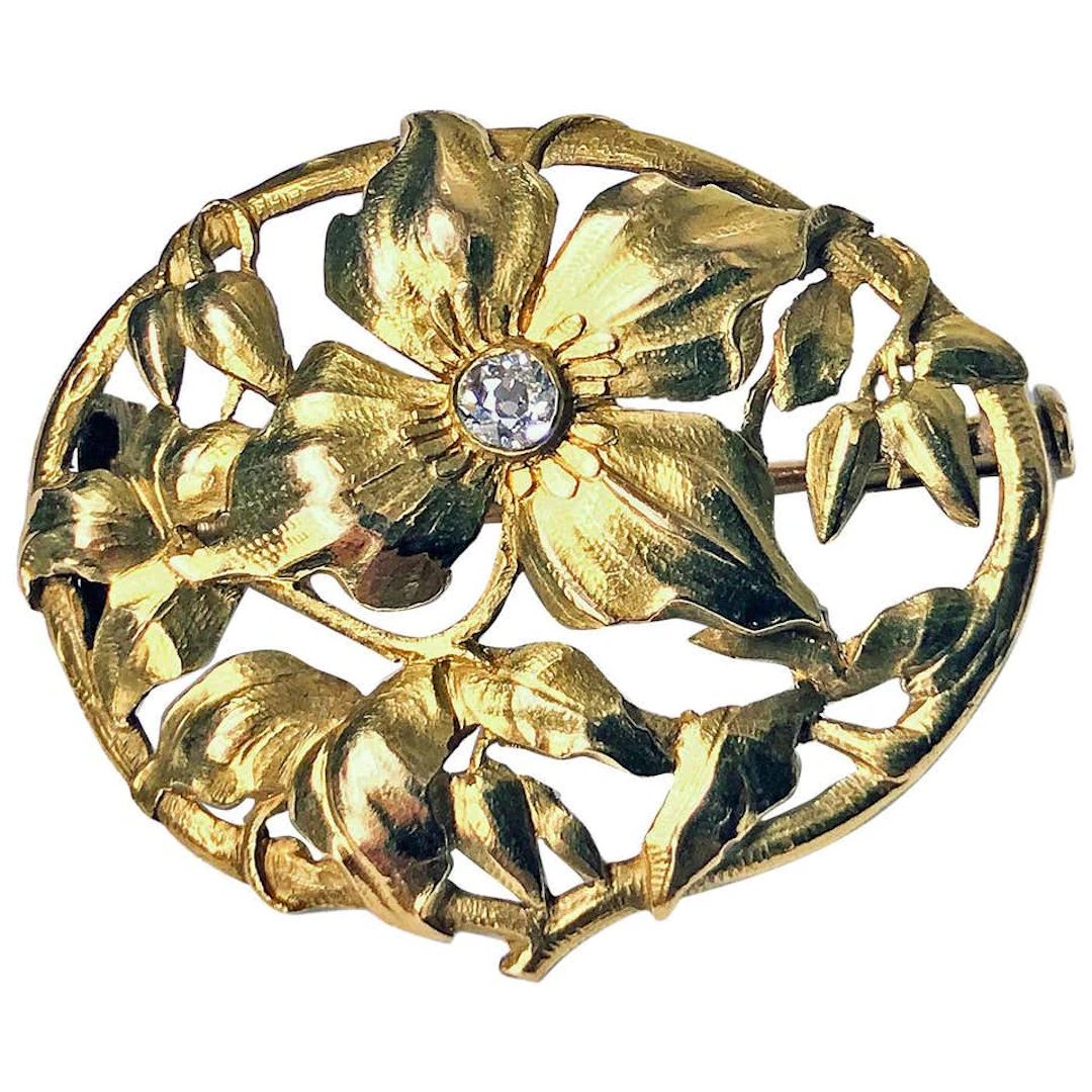 Art Nouveau 18K Diamond Brooch C.1900