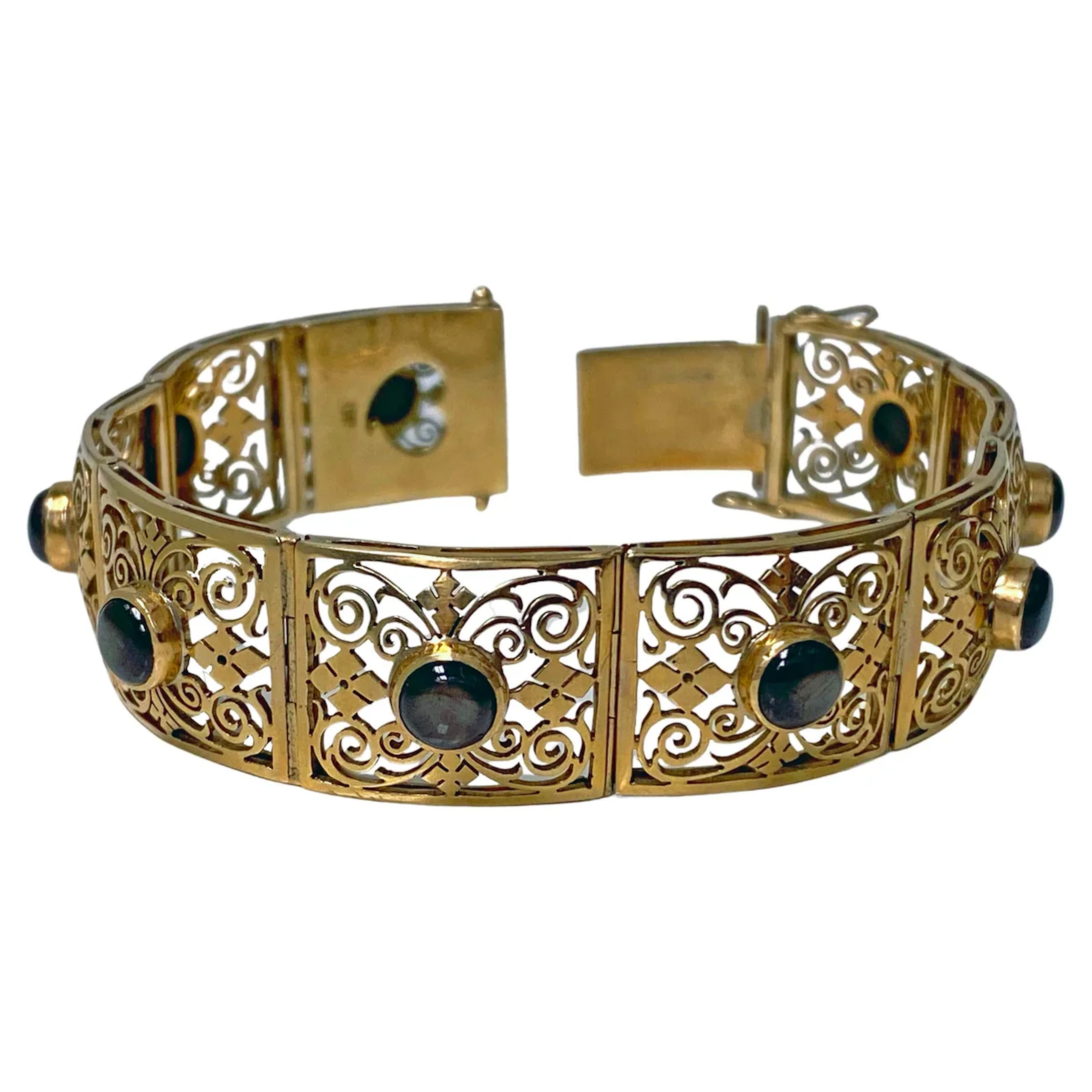 18K Diopside Bracelet C. 1940.