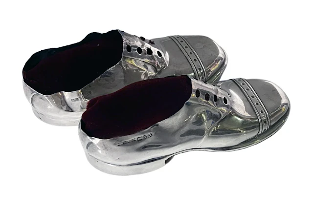 Pair of Antique Silver Shoe Pin Cushions Chester 1910