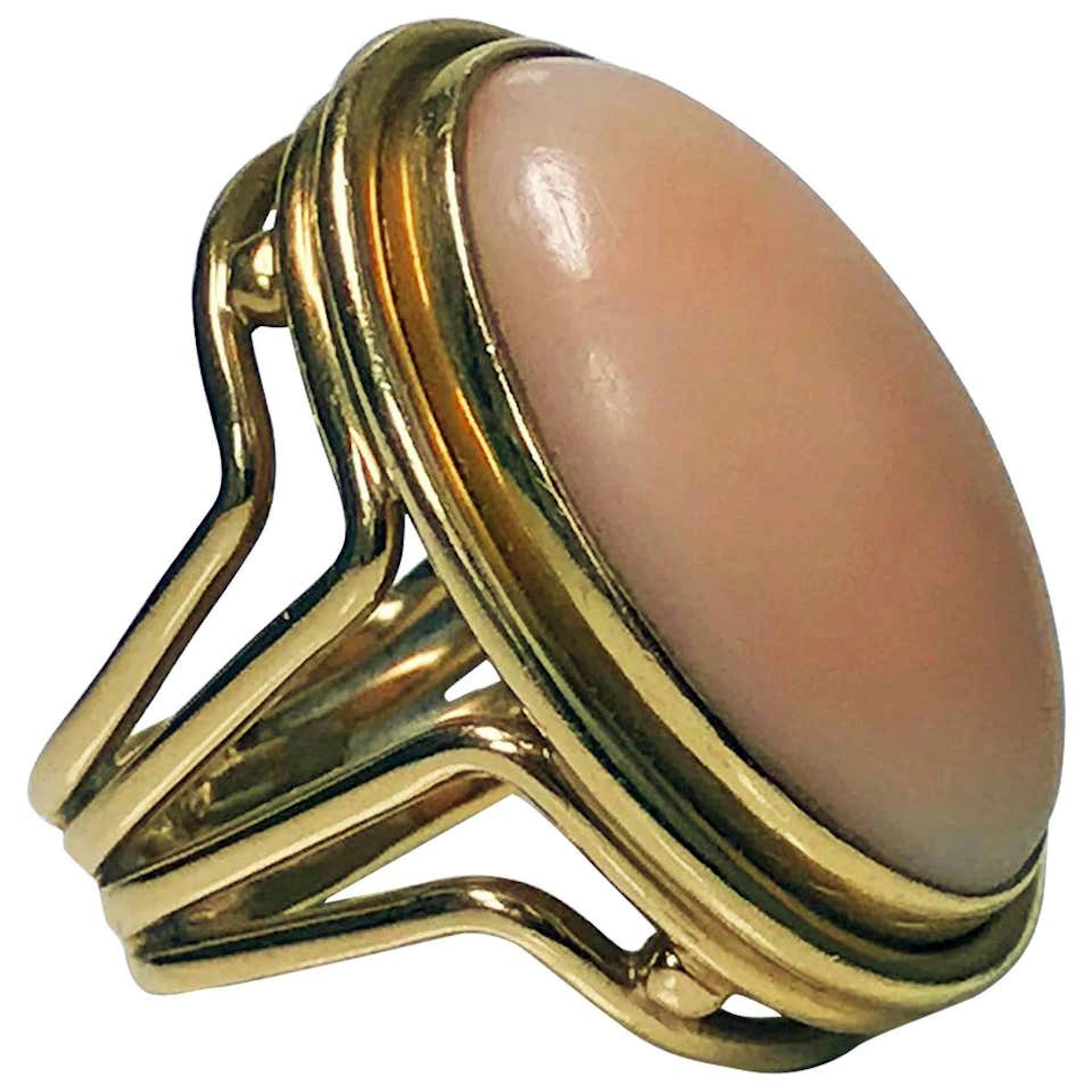 18 Karat Angel Skin Coral Ring, circa 1970 Secrett