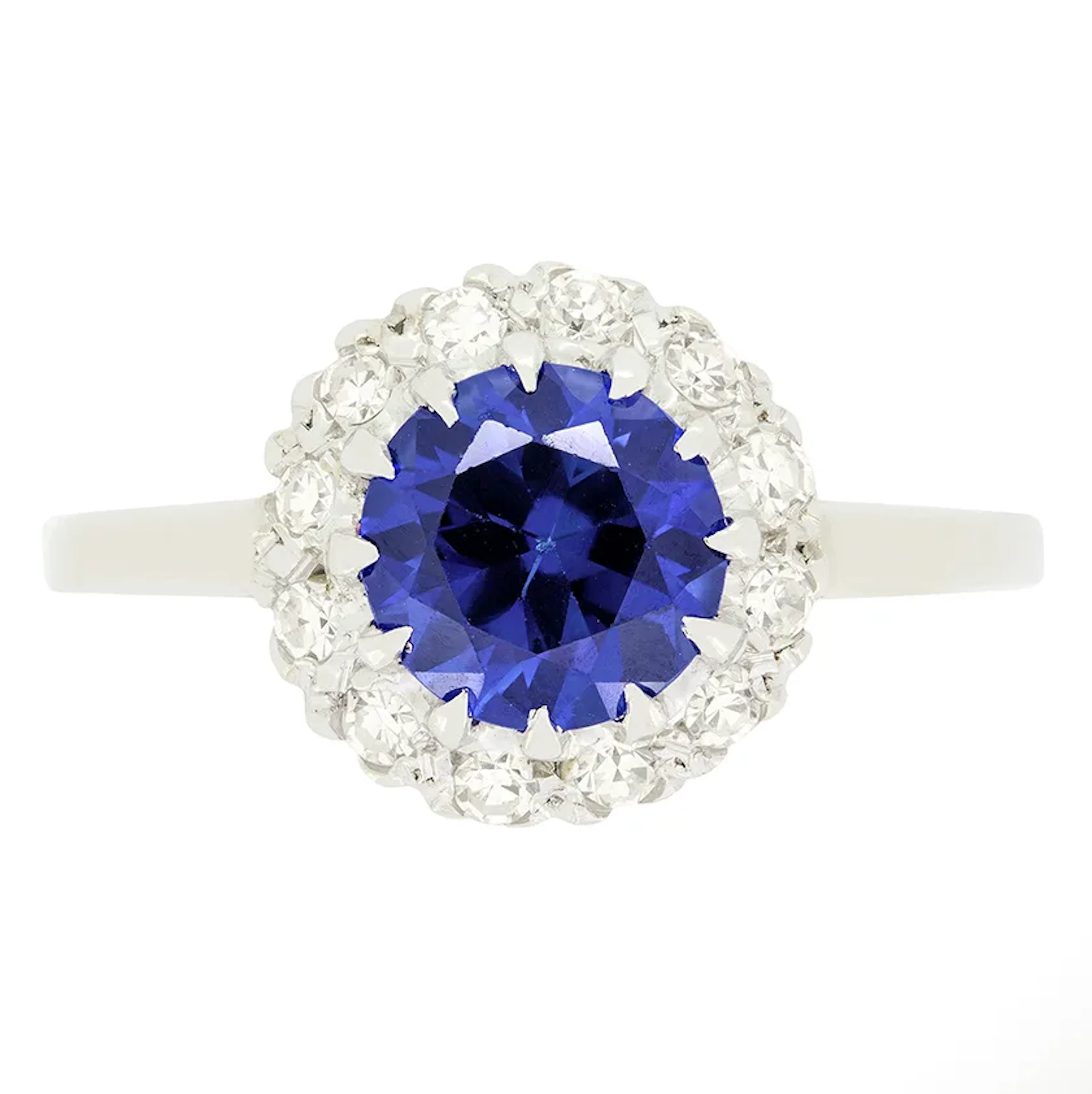 Late Deco 1.70ct Sapphire and Diamond Cluster Ring, c.1940s