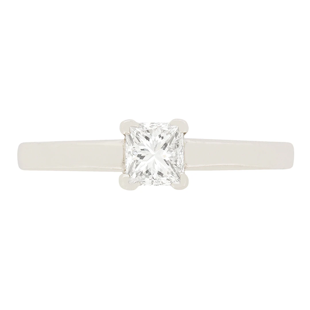 Contemporary 0.40ct Princess Cut Diamond Solitaire Engagement Ring