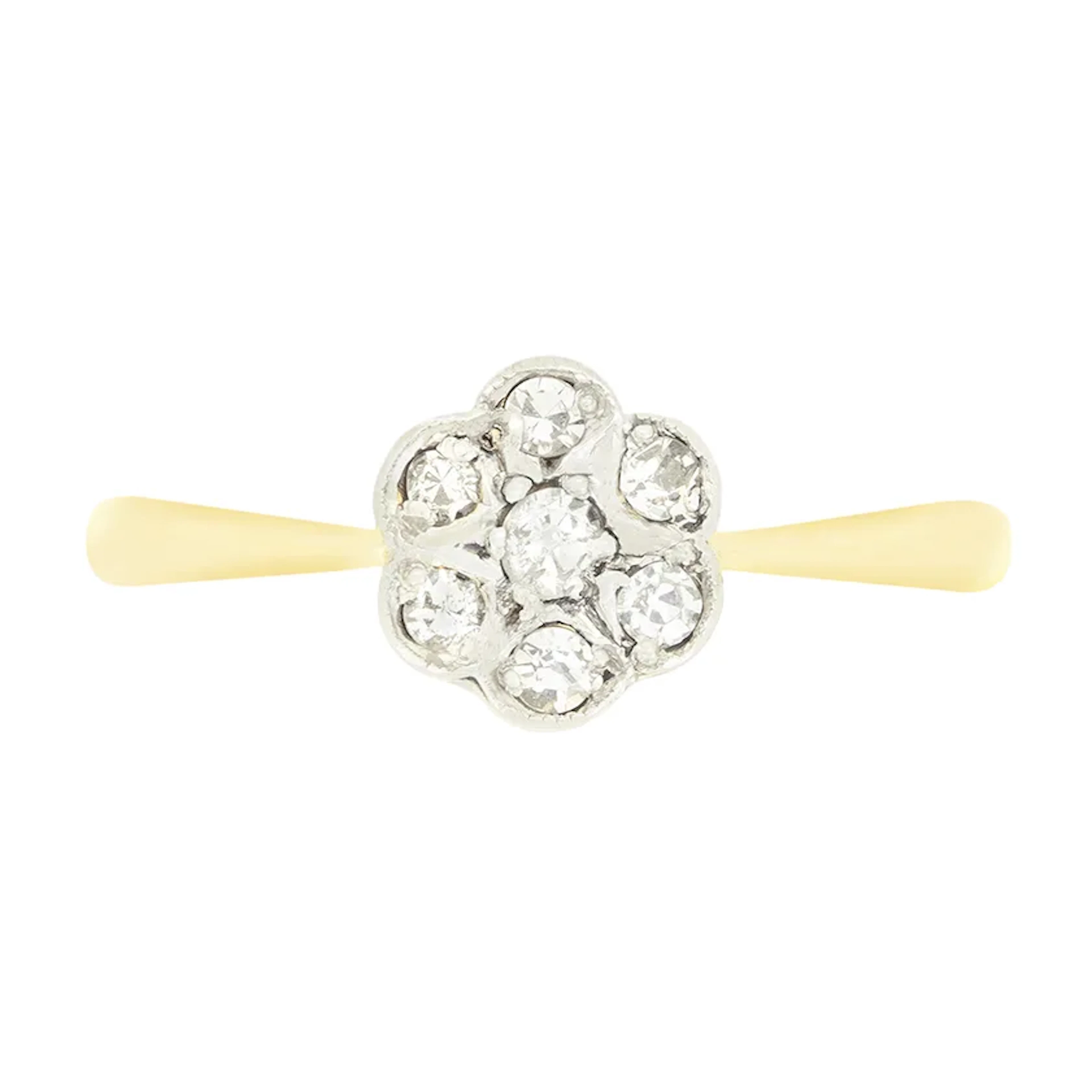 Edwardian 0.28ct Diamond Daisy Cluster Ring, c.1910s