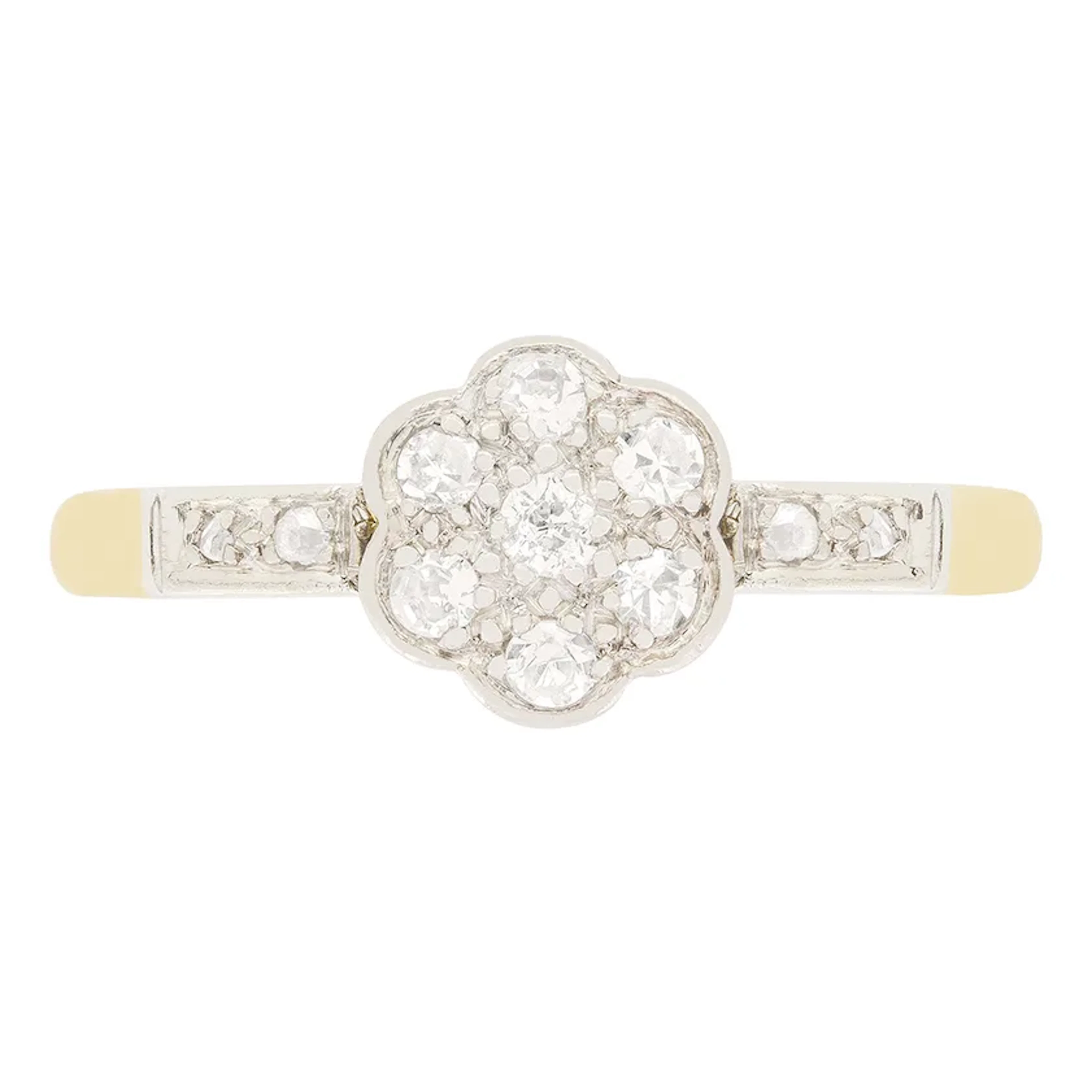 Edwardian 0.40ct Diamond Daisy Cluster ring, c.1910s