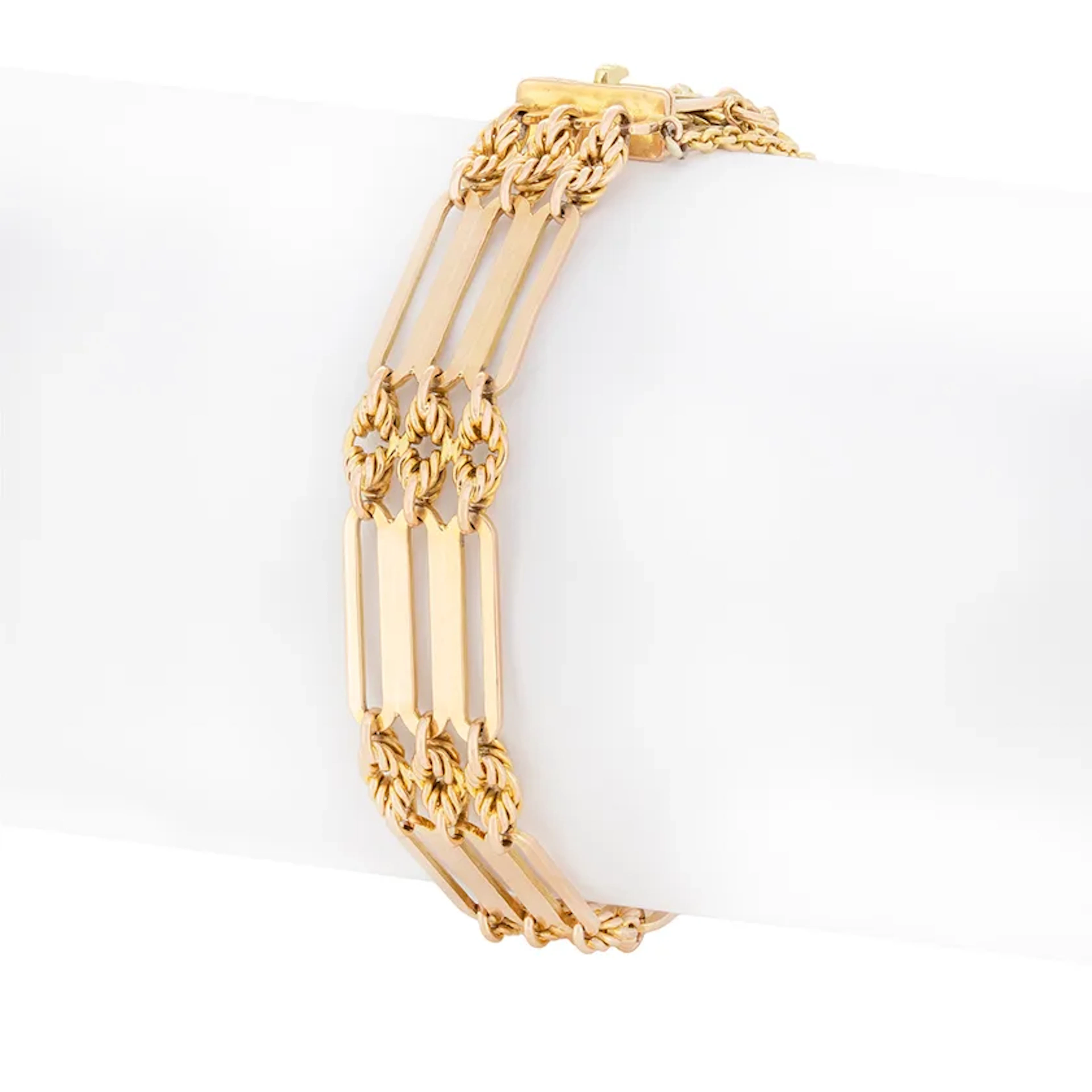 Victorian Gate Bracelet 15ct Gold, c.1900s