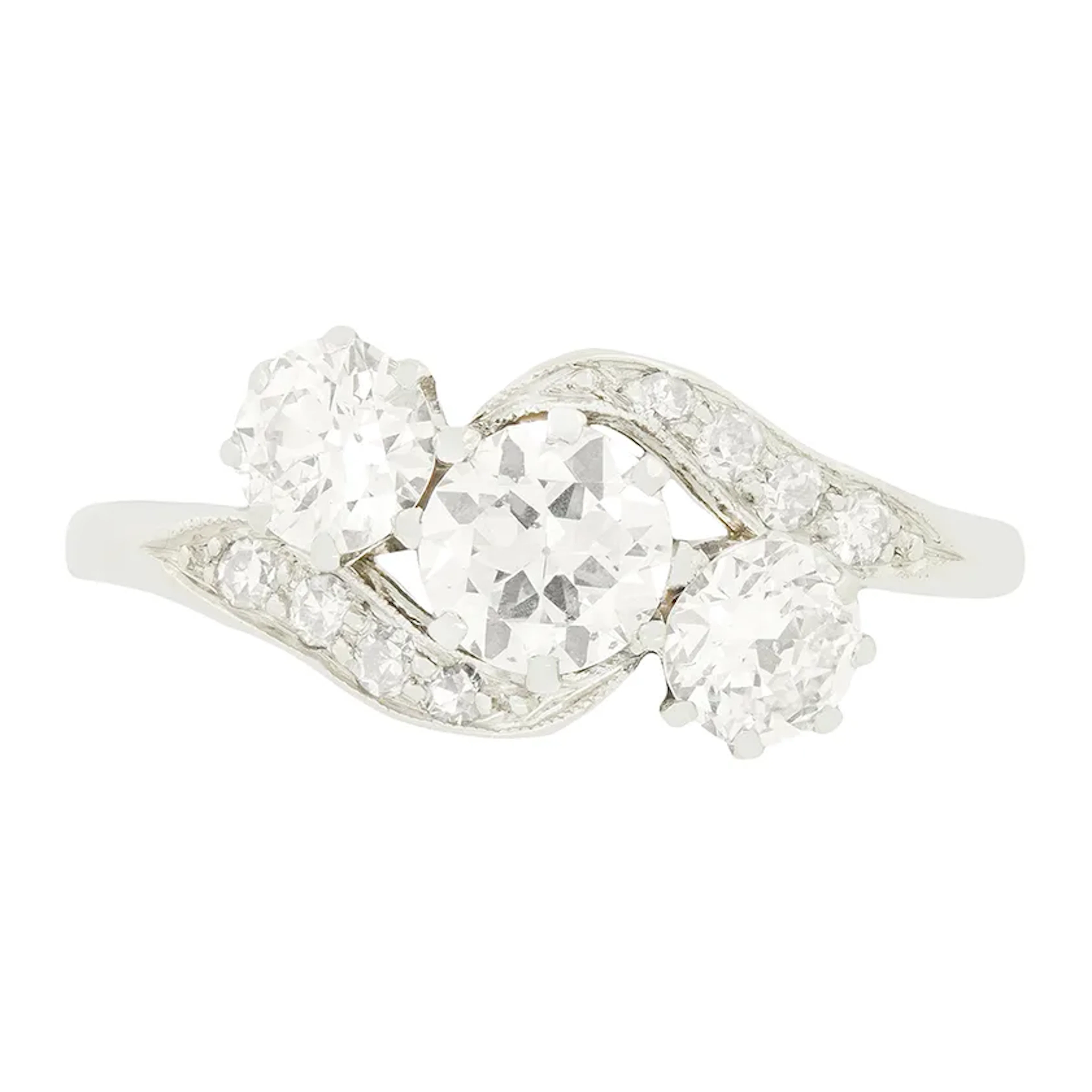 Art Deco 1.00ct Diamond Three Stone Twist Ring, c.1920s