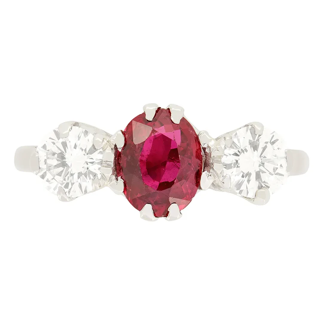 Late Deco 1.20ct Ruby and Diamond Trilogy Ring, c.1940s