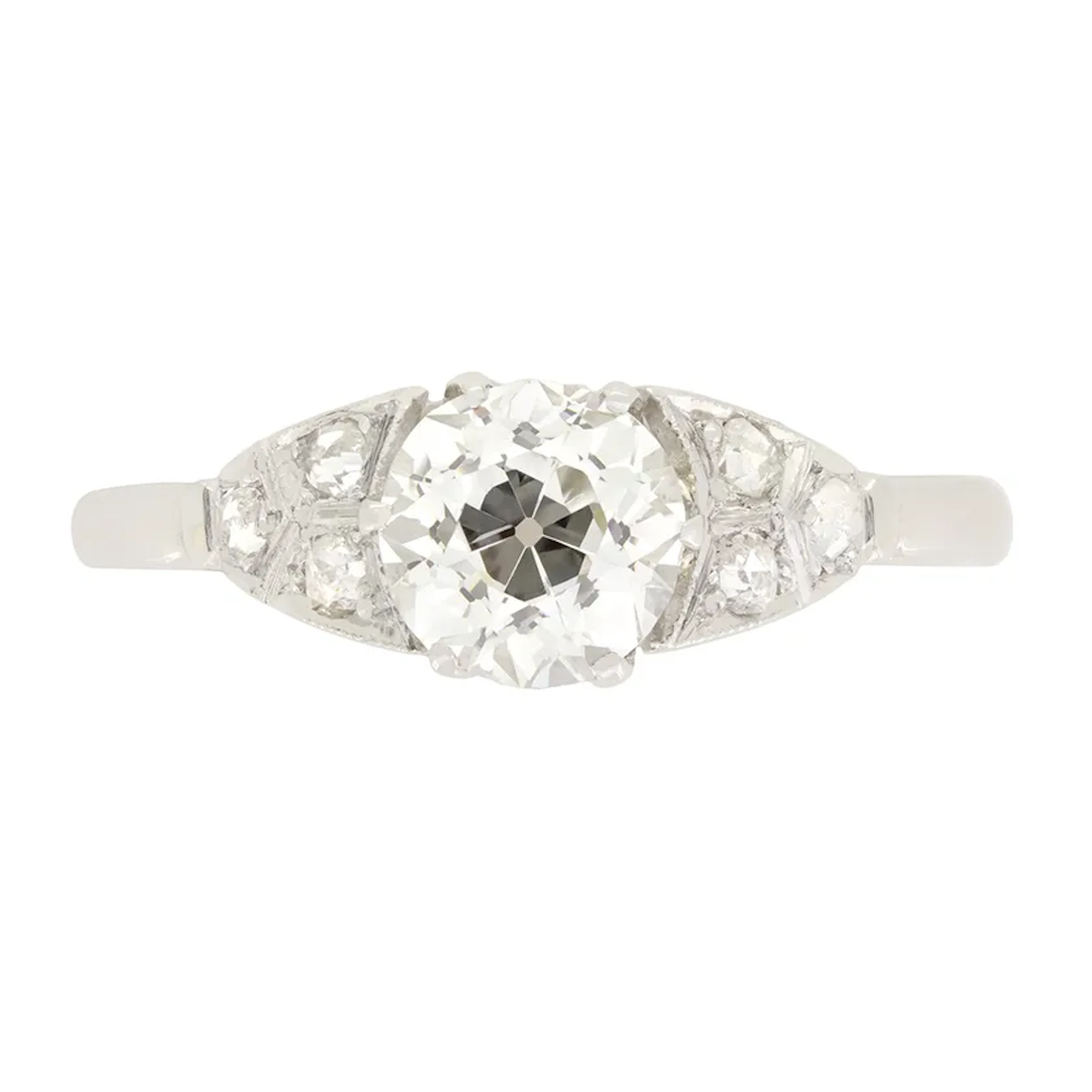 Art Deco 0.90ct Diamond Solitaire Ring, c.1920s