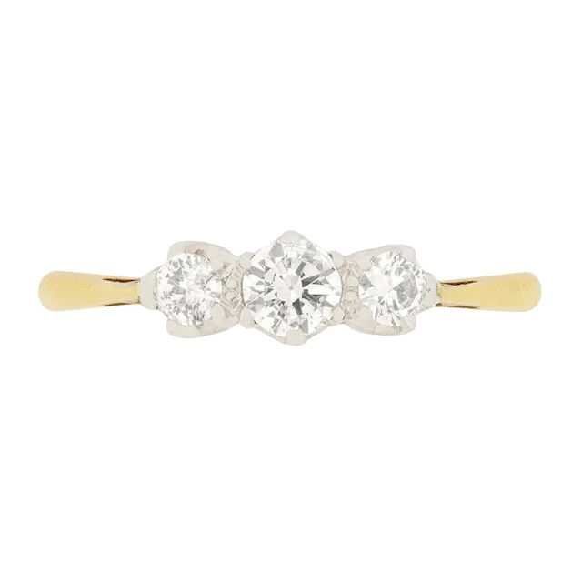 Late Deco 0.45ct Diamond Three Stone Ring, c.1940s