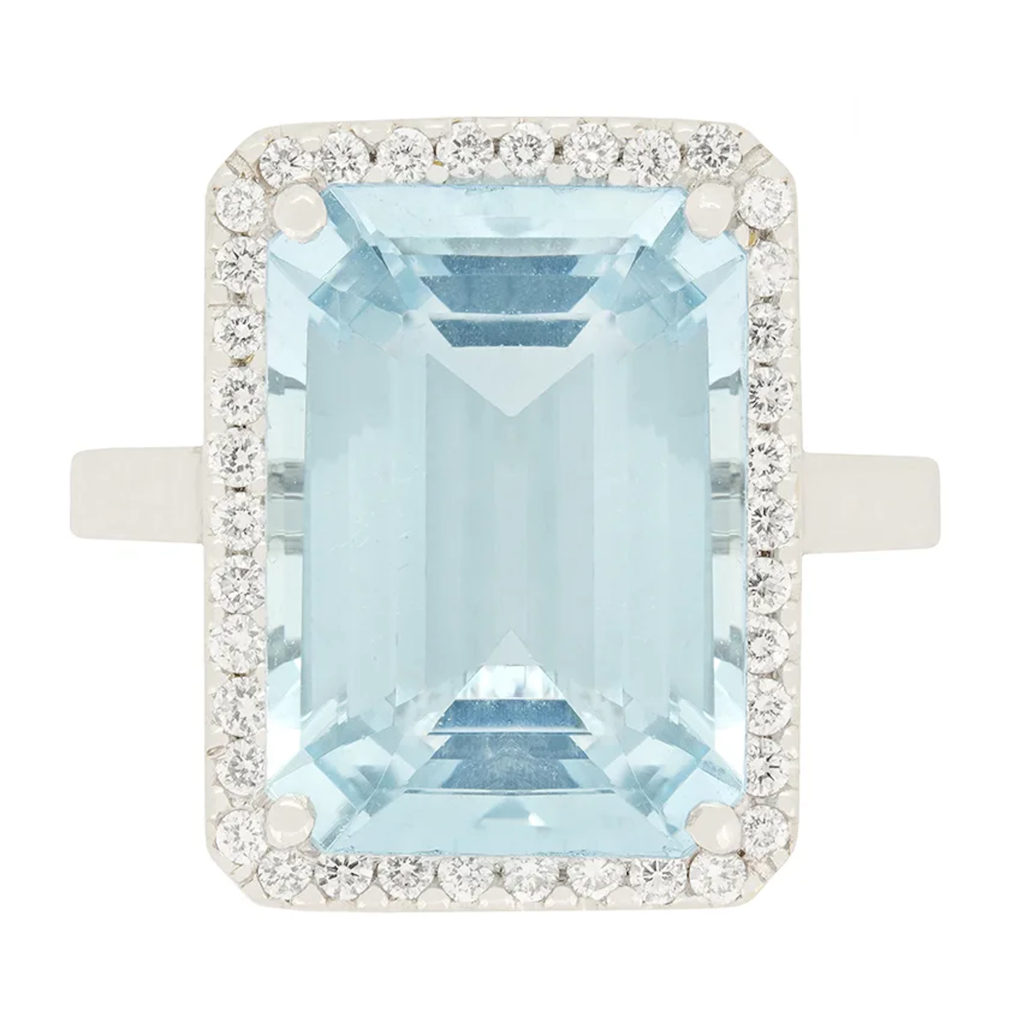 Contemporary 6.70ct Aquamarine and Diamond Ring